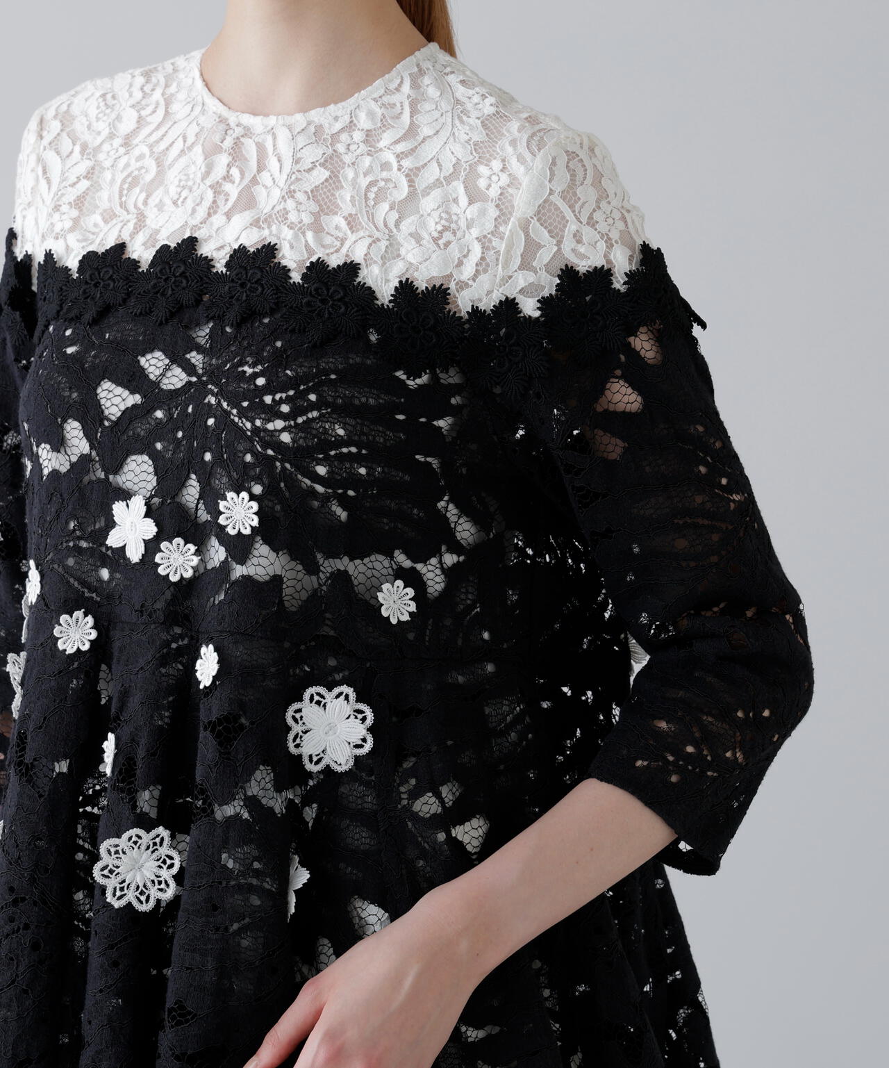 ＜BLACK LABEL＞バイカラーレースブラウス