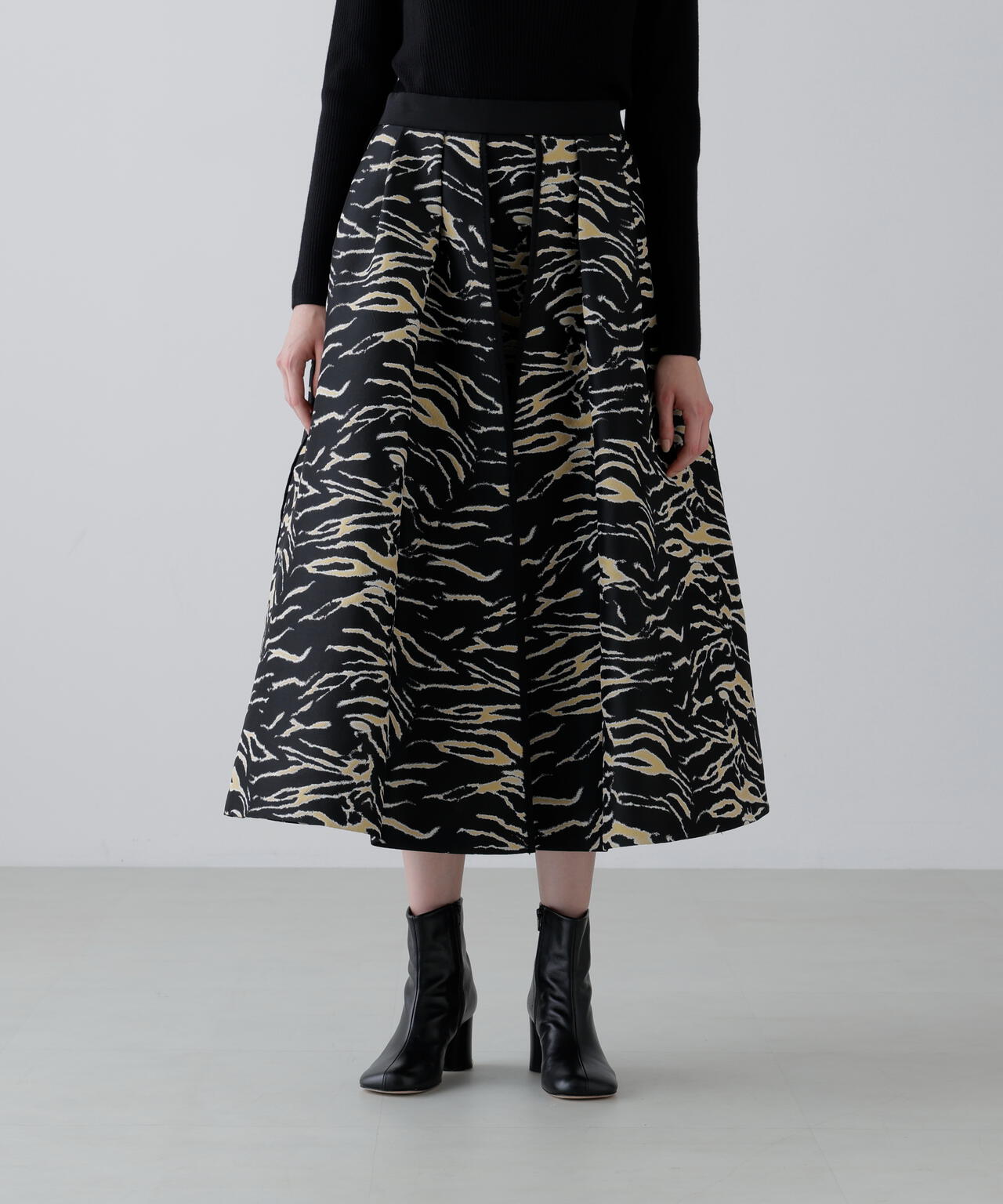 ＜20周年記念＞ゼブラジャガードスカート