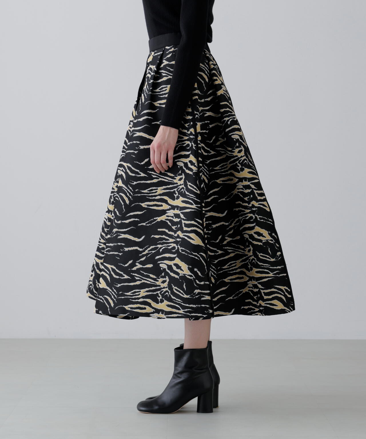 ＜20周年記念＞ゼブラジャガードスカート