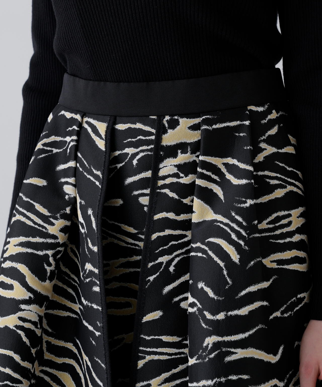 ＜20周年記念＞ゼブラジャガードスカート