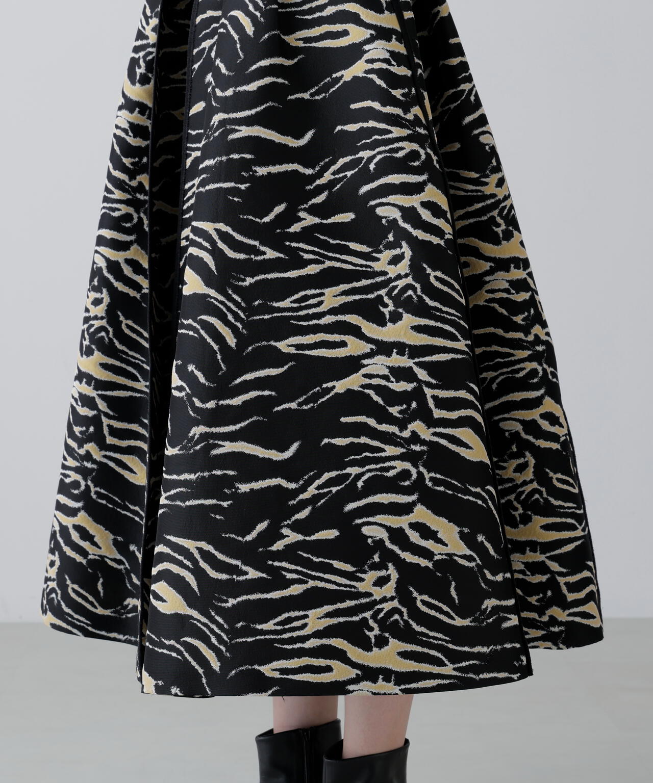＜20周年記念＞ゼブラジャガードスカート