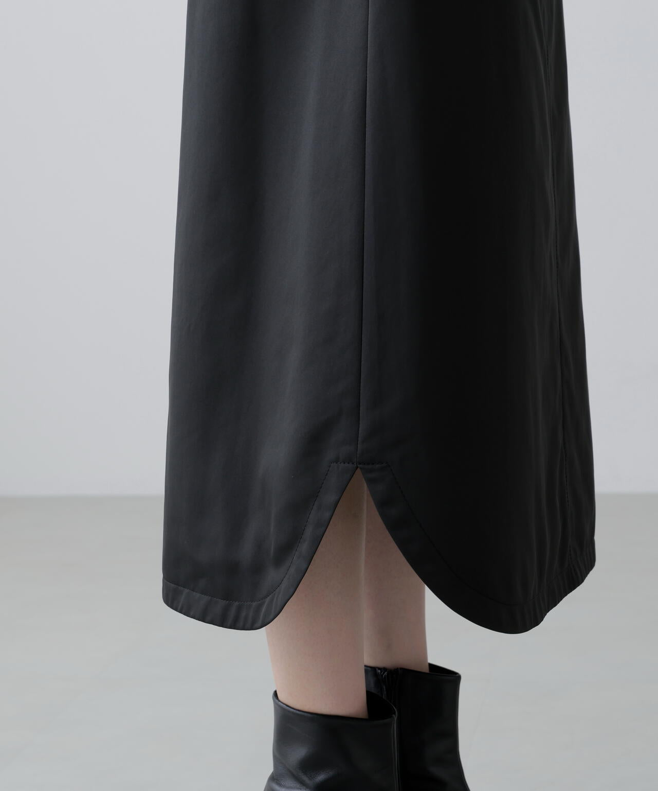 ADORE トリプルクロス　スカート 黒 トリプルクロススカート | ADORE（アドーア） ｜【公式】通販mix