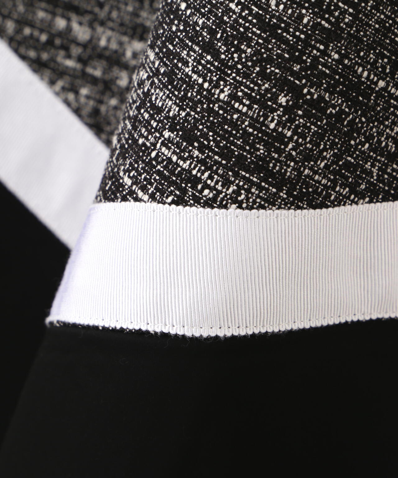 スラブツイードスカート