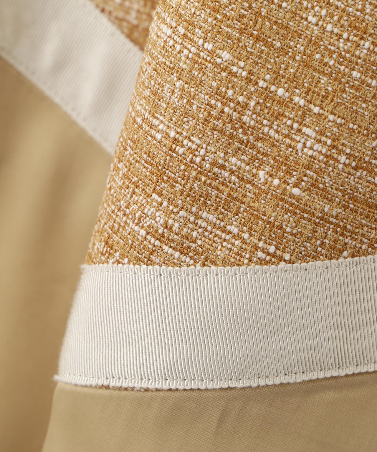 スラブツイードスカート