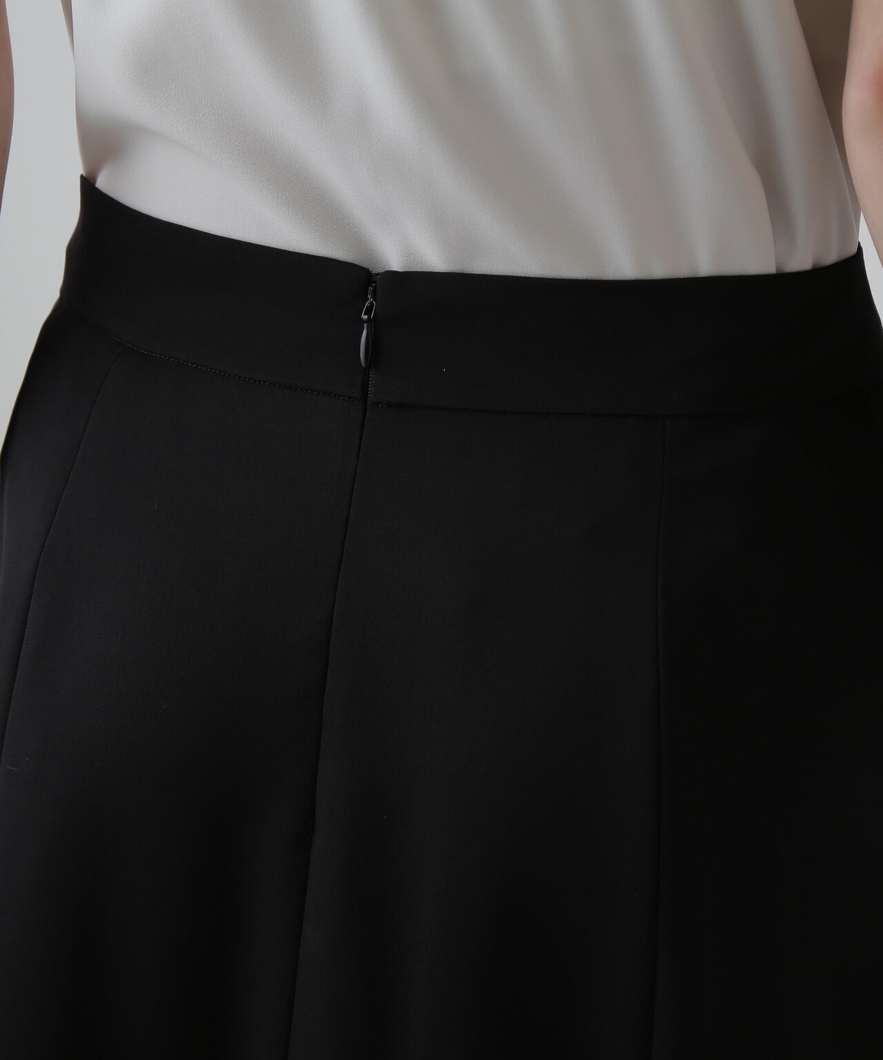 ＜BLACK LABEL＞シルキーツイルスカート