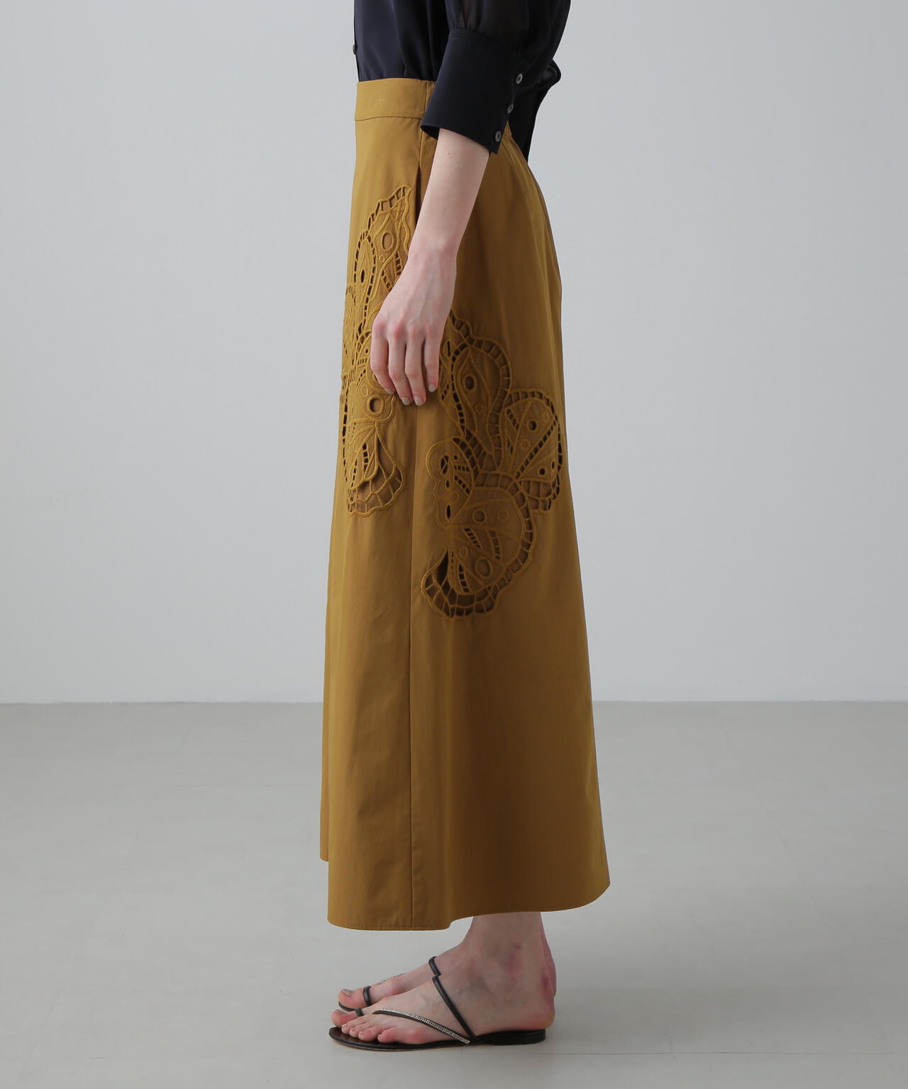 シェルカットワークスカート