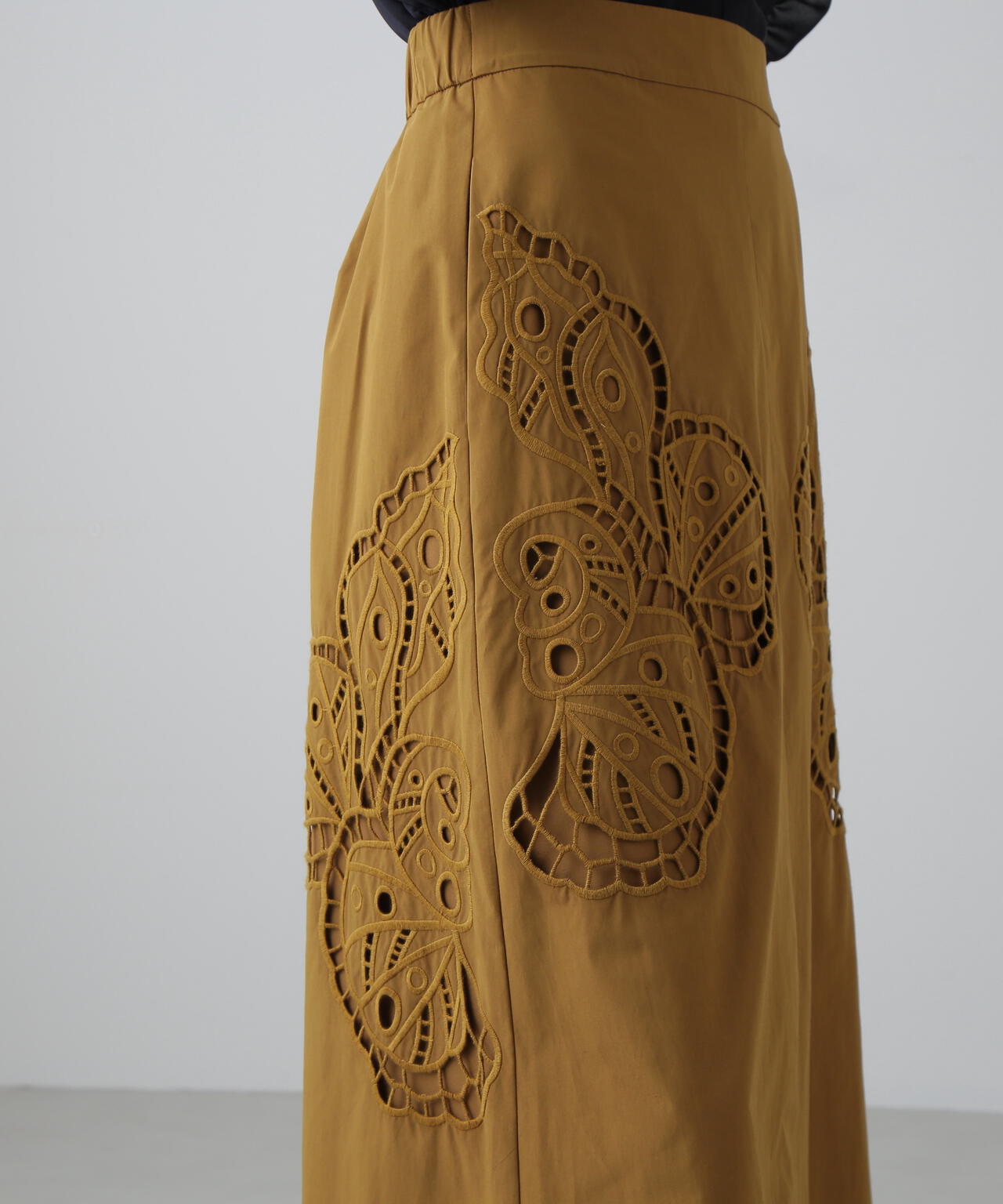 シェルカットワークスカート