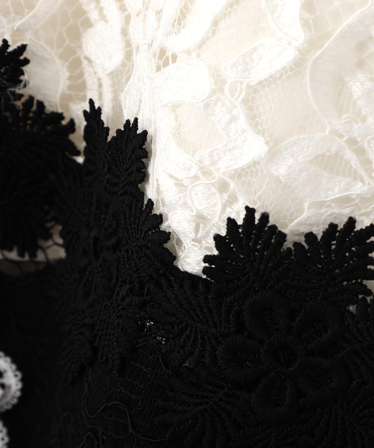 ADORE 日本製 リネン100% 変形スカート 刺繍 レース ブラック 36 BLACK LABEL＞バイカラーレーススカート | ADORE（アドーア） ｜【公式