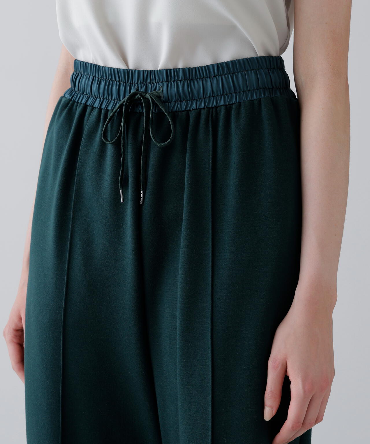 ストレッチポンチパンツ