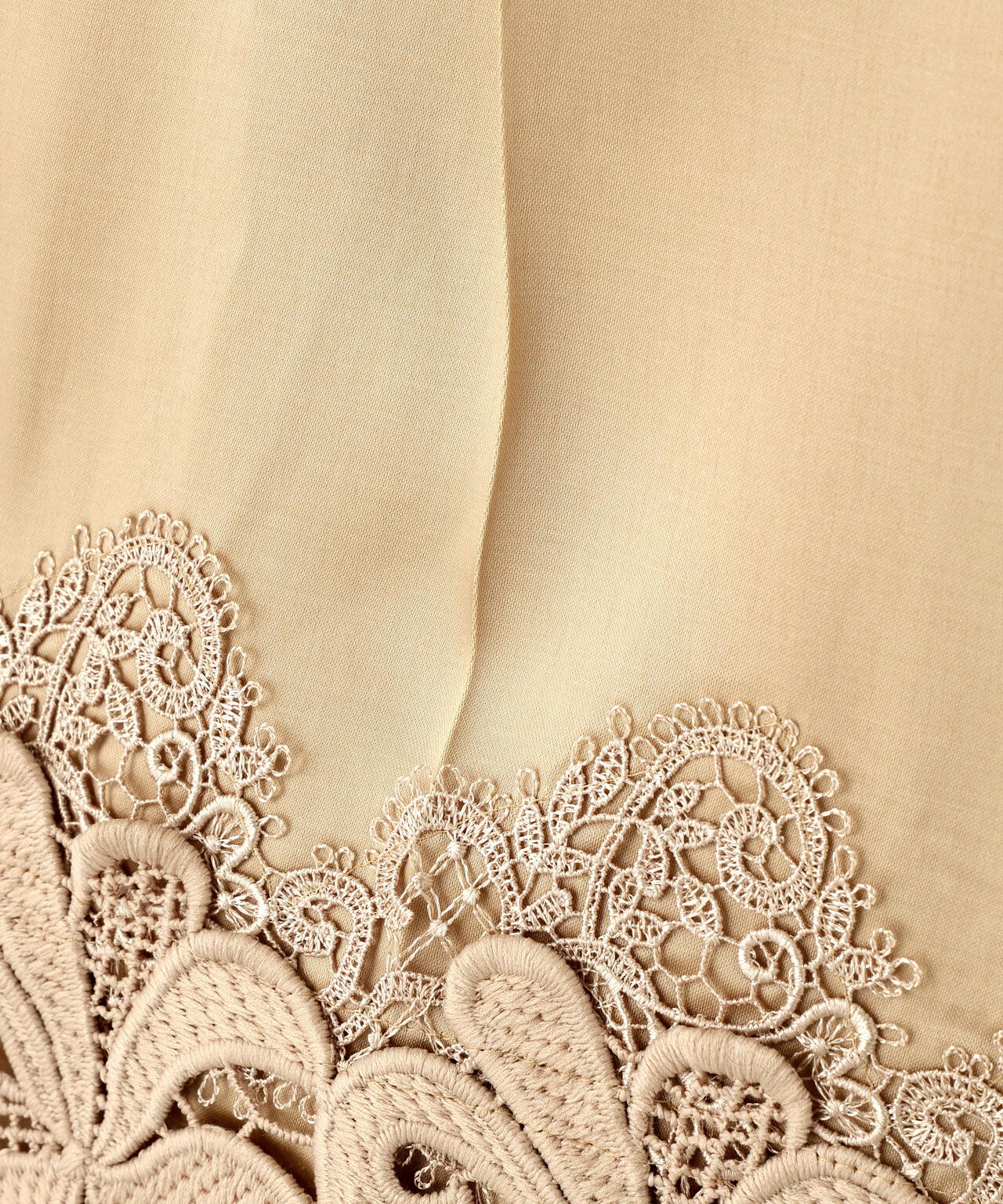 ブライトサテンパンツ