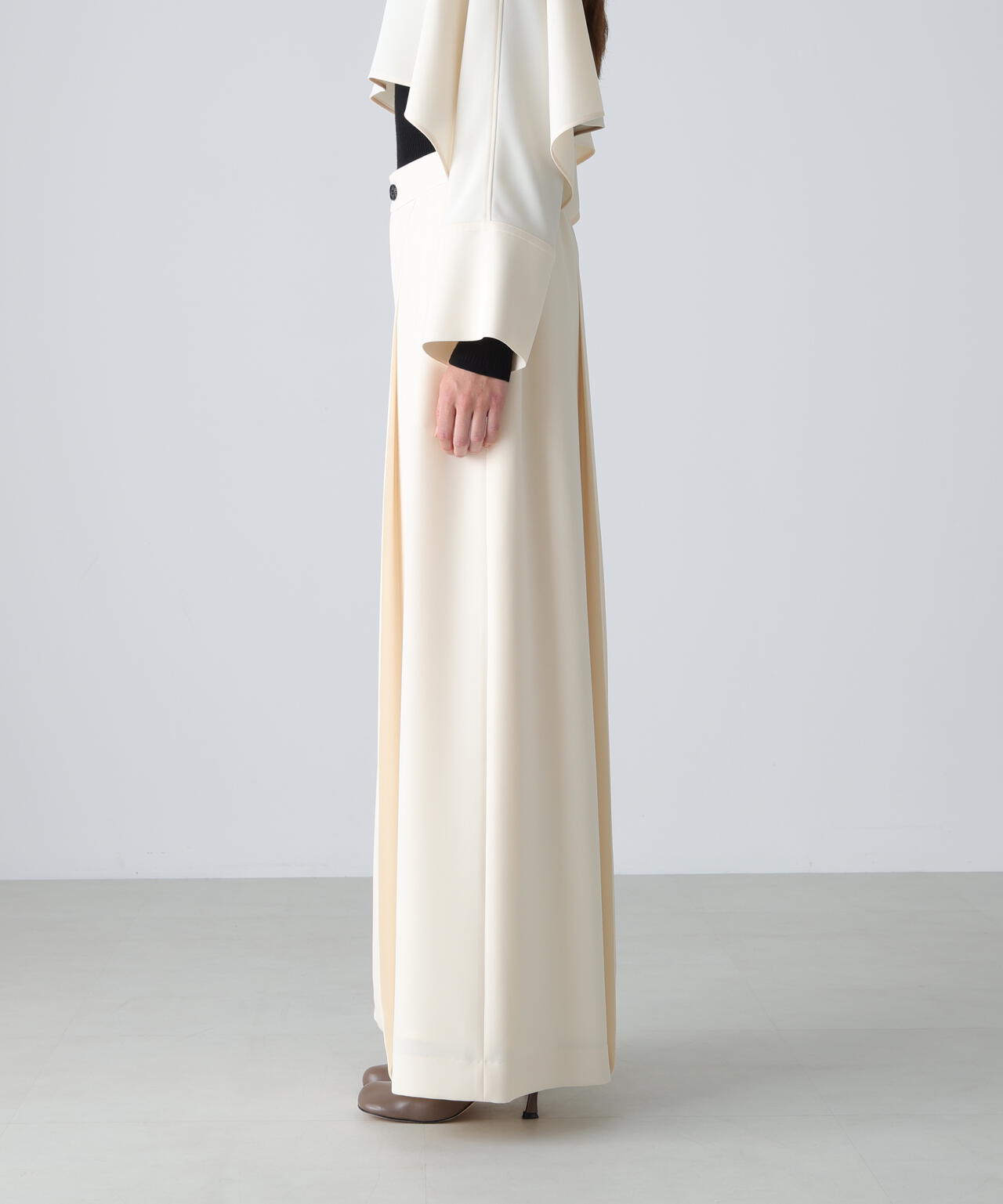 シルキーダブルクロスパンツ | ADORE（アドーア） ｜【公式】通販mix