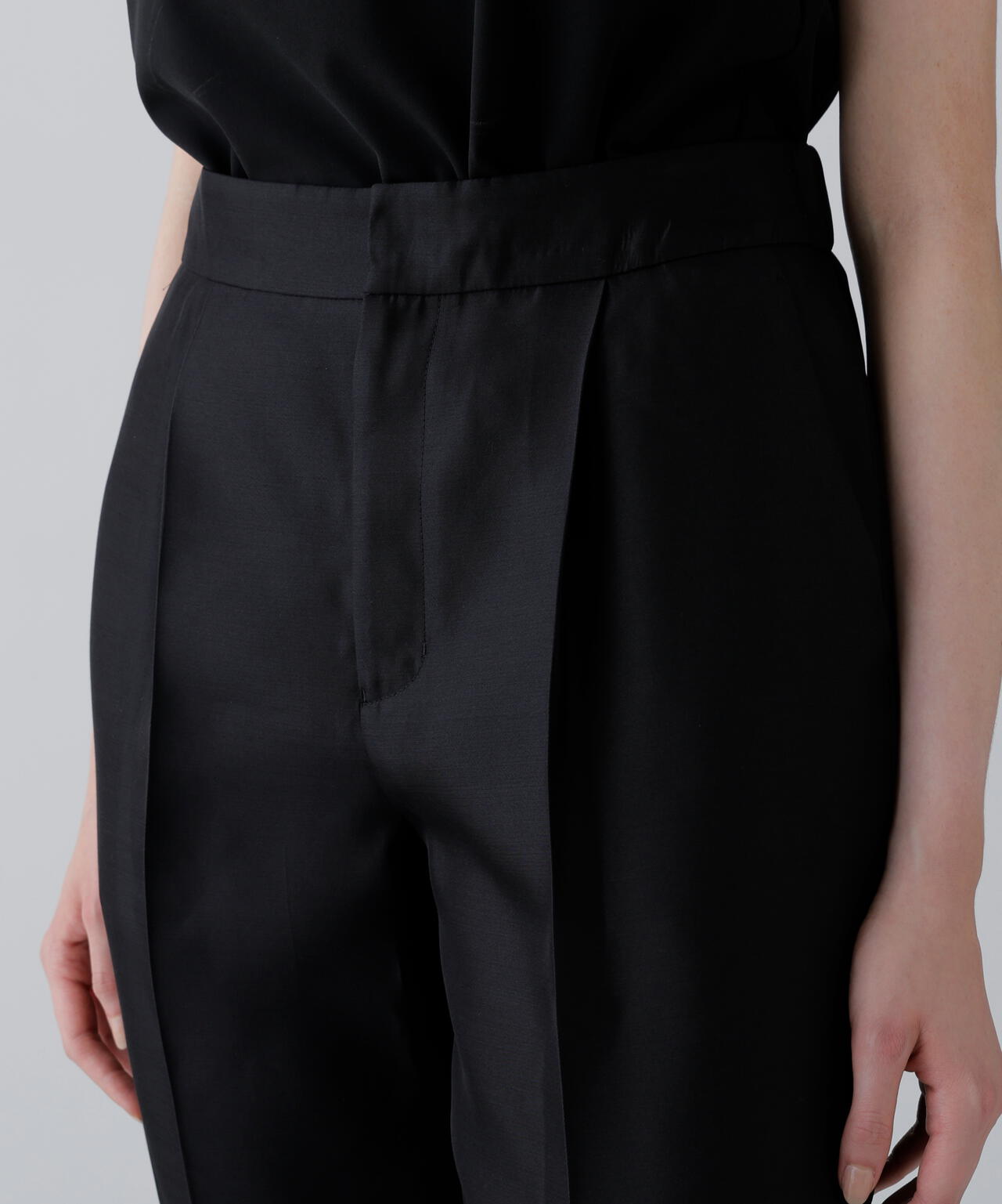 極美品 アドーア ADORE 2WAYダブルクロスパンツ ブラック 38 極美品 アドーア ADORE 2WAYダブルクロスパンツ ブラック 38