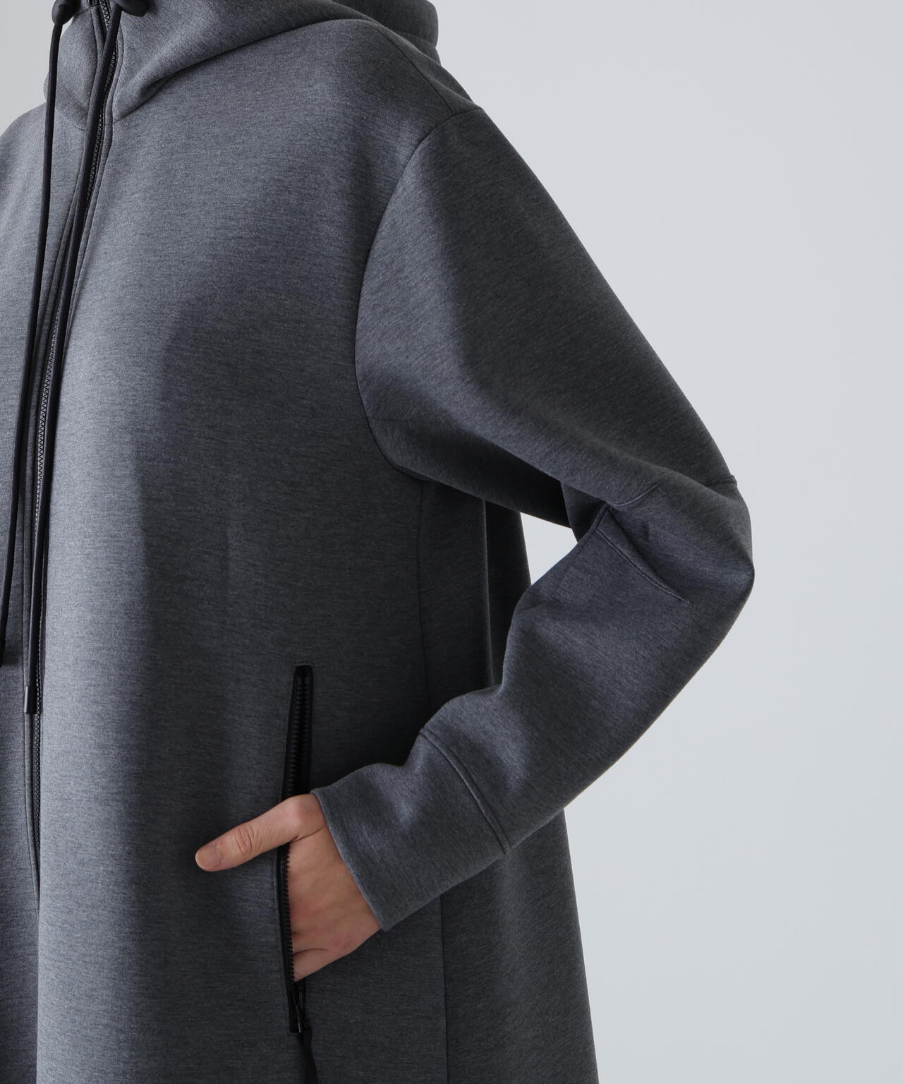 ADORE 新品タグ付き グレーワンピース エアダンボールワンピース | ADORE（アドーア） ｜【公式】通販