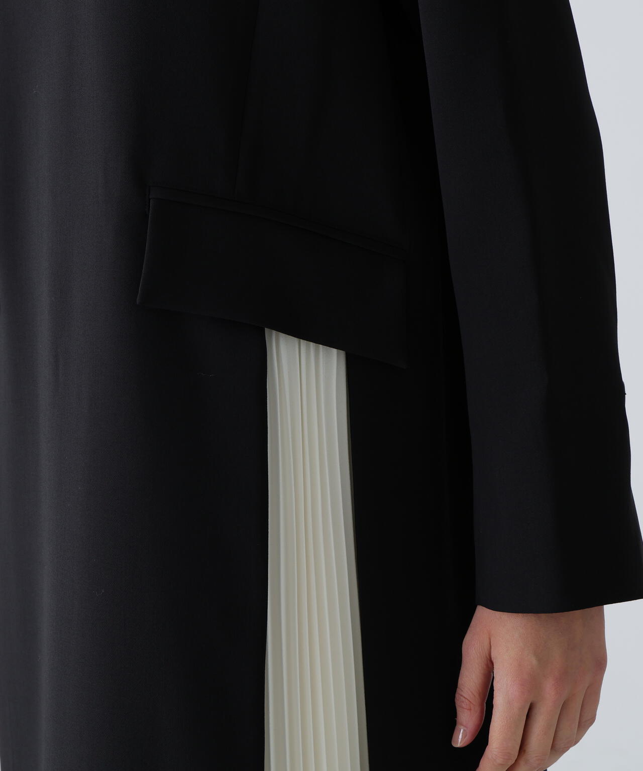 バイカラープリーツワンピース