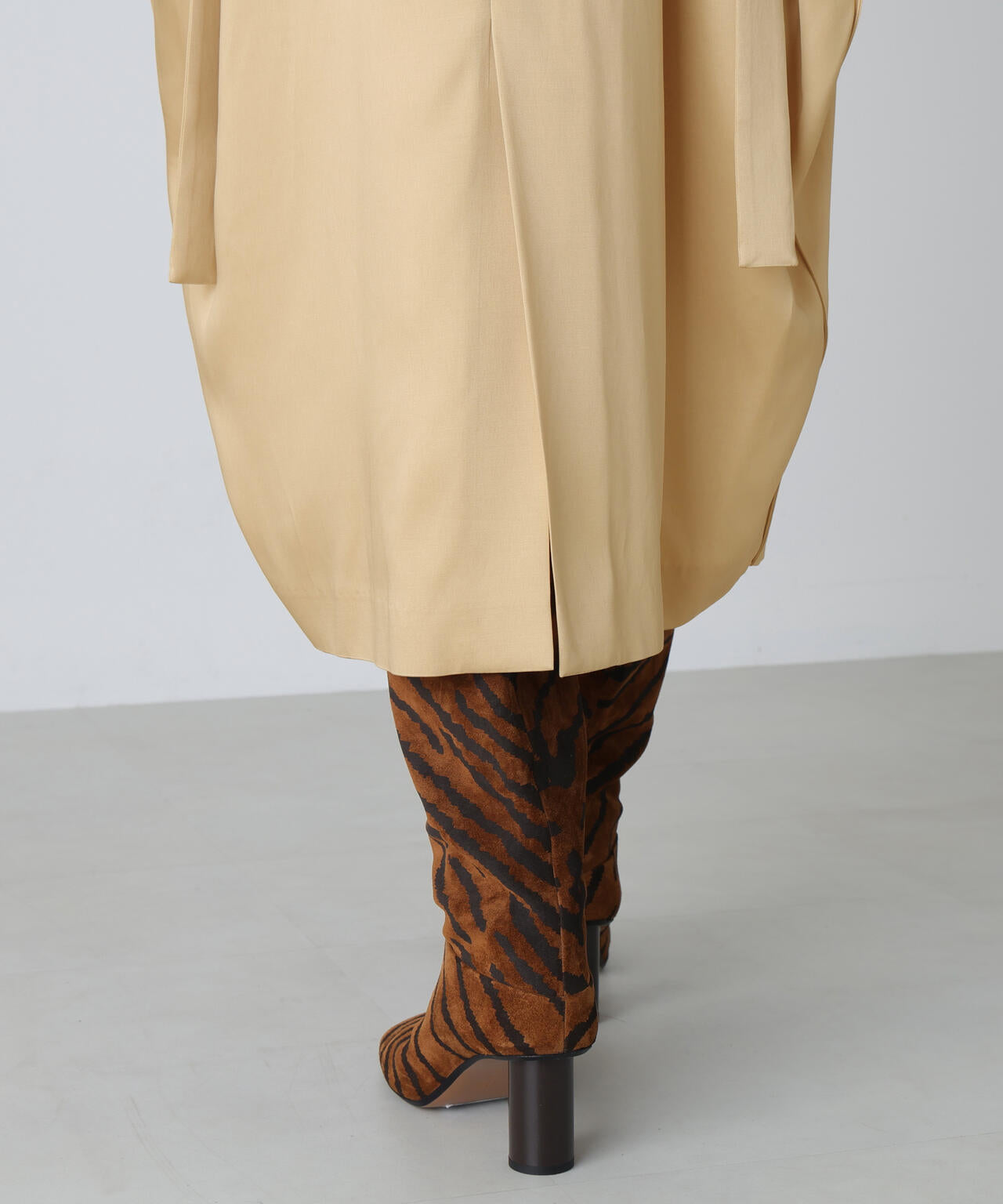 ブライトサテンワンピース