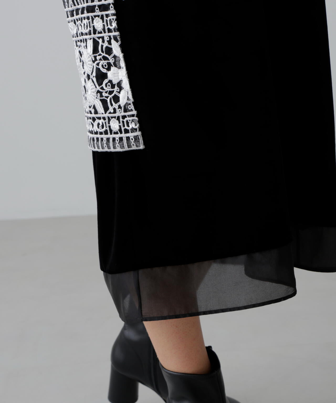 ＜20周年記念＞リュクスオーナメントレースワンピース