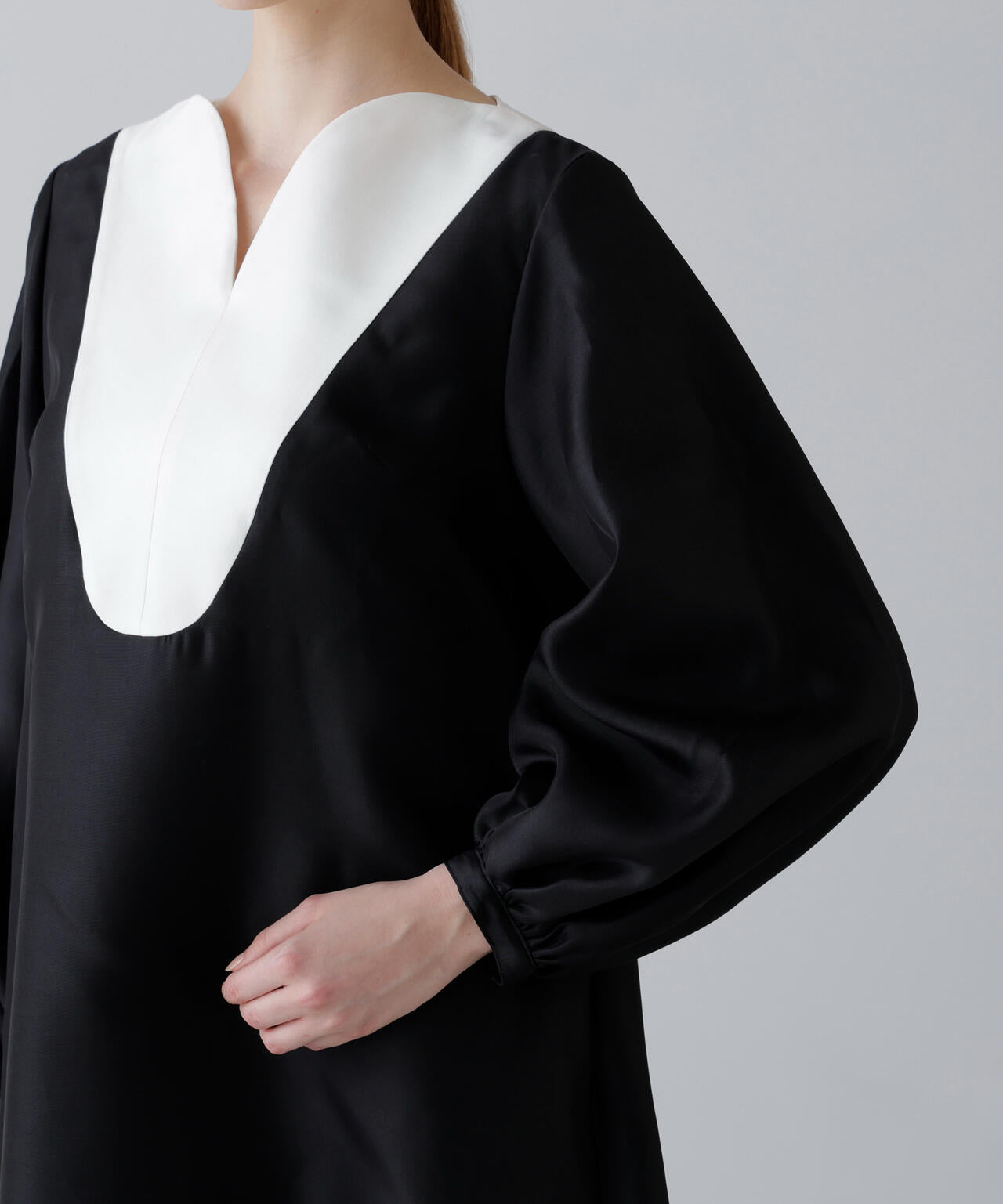 ＜BLACK LABEL＞シルクダブルクロスワンピース