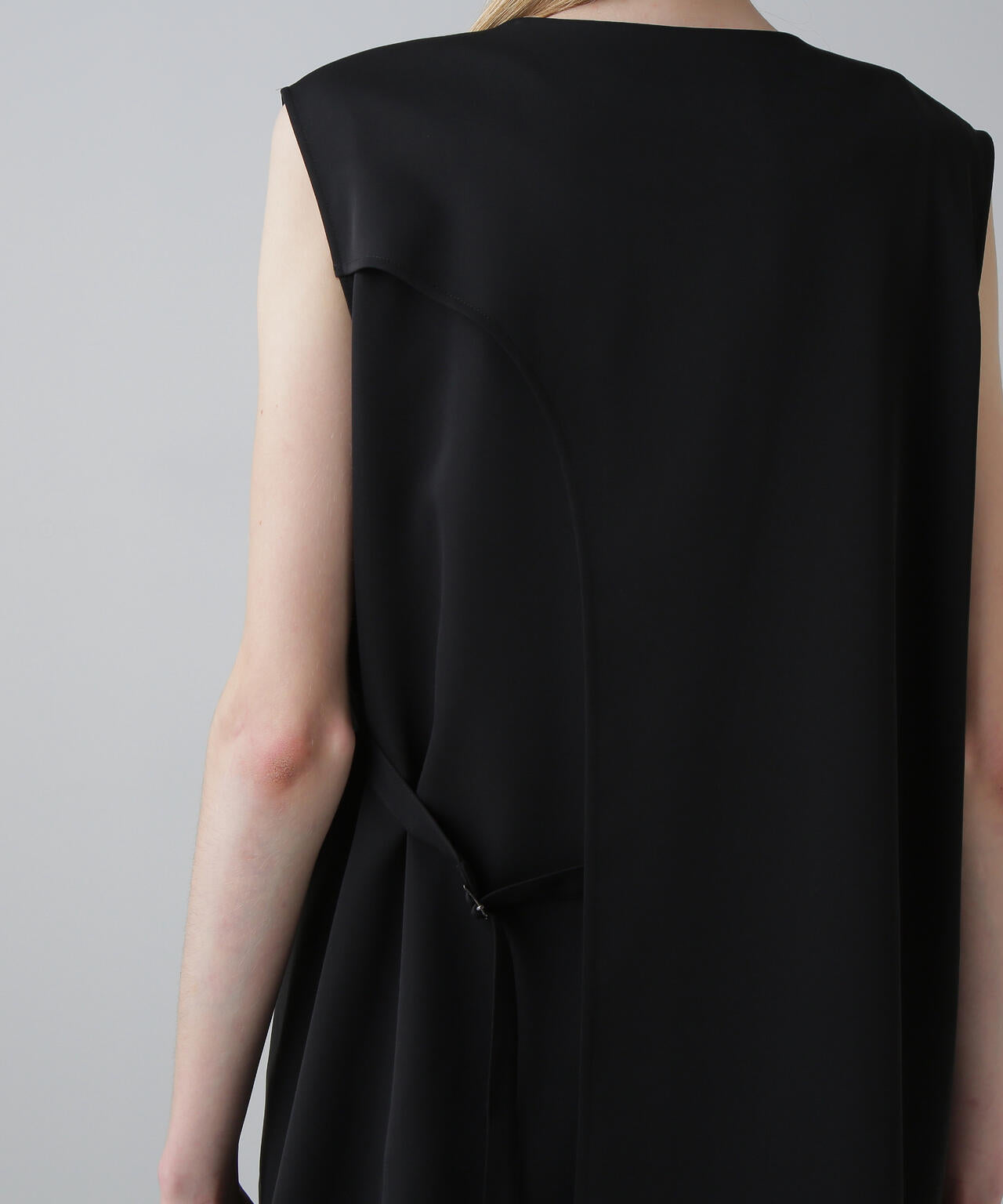 ストレッチダブルクロスジレ | ADORE（アドーア） ｜【公式】通販mix