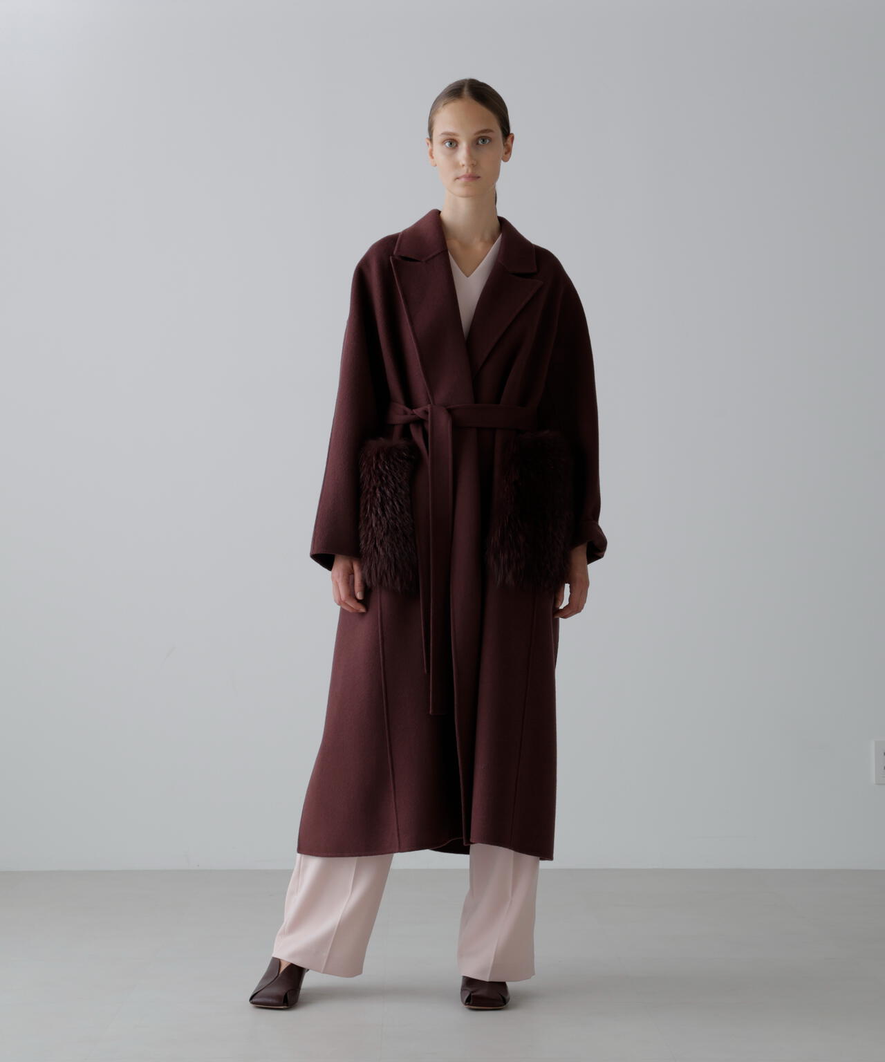 定価10万 美品✨ アドーア　ウールリバーコート ミディ丈 黒 ソリッドウールリバーコート | ADORE（アドーア） ｜【公式】通販mix