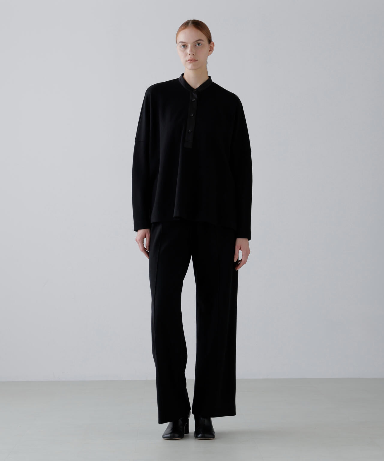 ストレッチポンチプルオーバー | ADORE（アドーア） ｜【公式