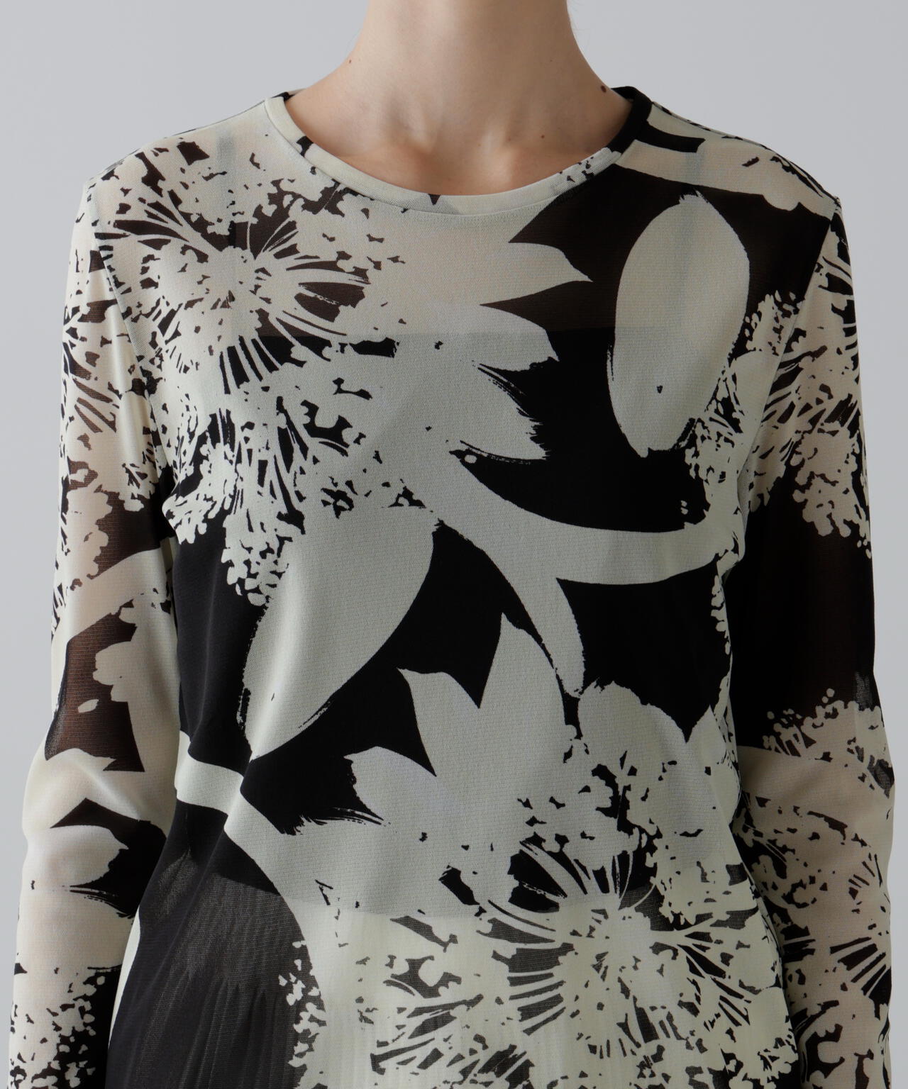 アドーア ADORE 花柄トップス　38 フローラルプリントカットソー | ADORE（アドーア） ｜【公式】通販mix