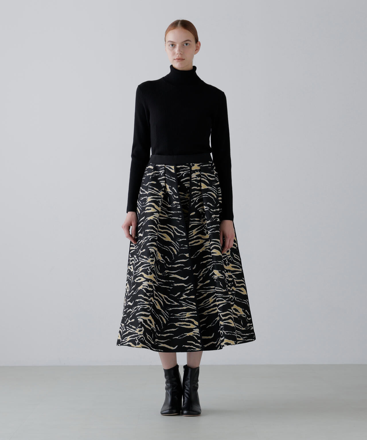 ベーシックタートルニット | ADORE（アドーア） ｜【公式】通販