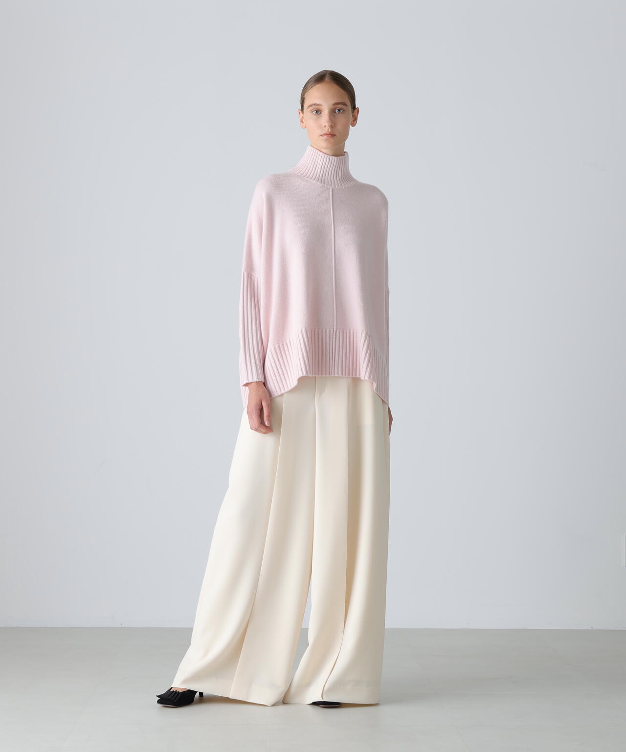 【美品】ADORE アドーア ピュアカシミヤニットオーバーサイズトップス ピュアカシミヤニット | ADORE（アドーア） ｜【公式】通販mix.tokyo