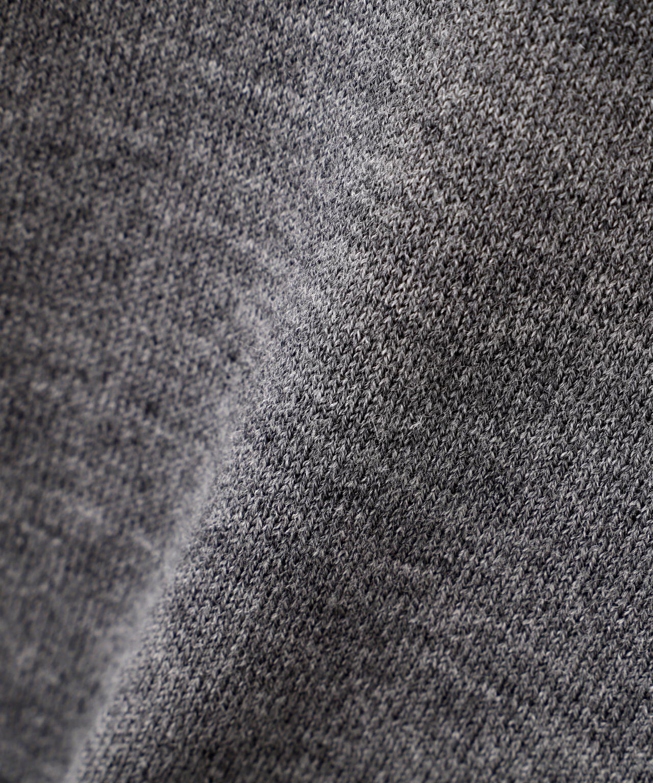 ピュアウールニット