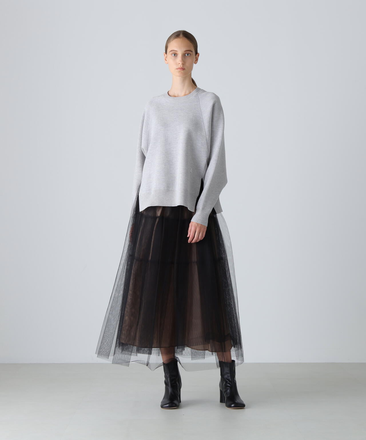 イニシャルニット | ADORE（アドーア） ｜【公式】通販mix.tokyo