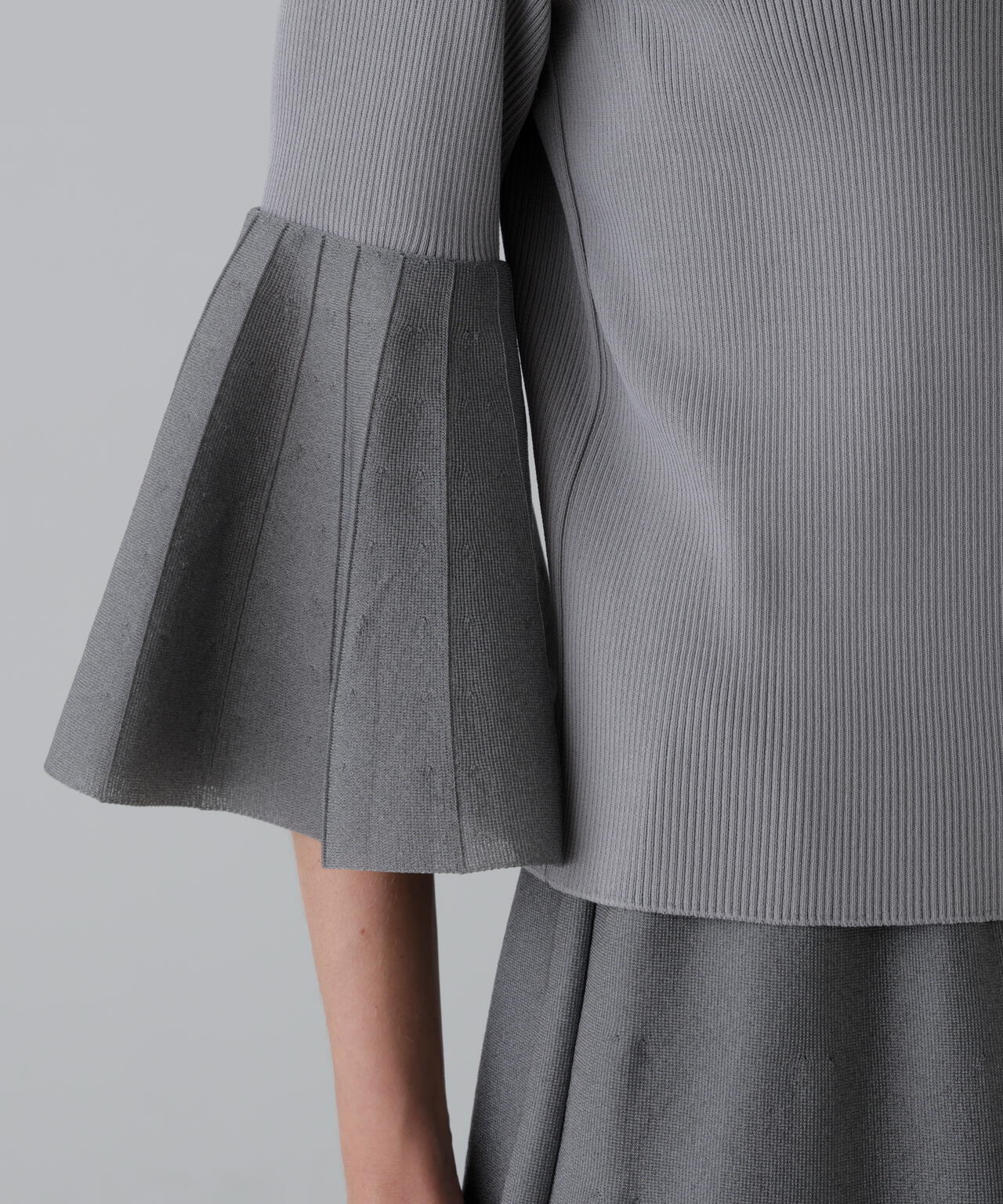 シアーフォルムドニットプルオーバー | ADORE（アドーア