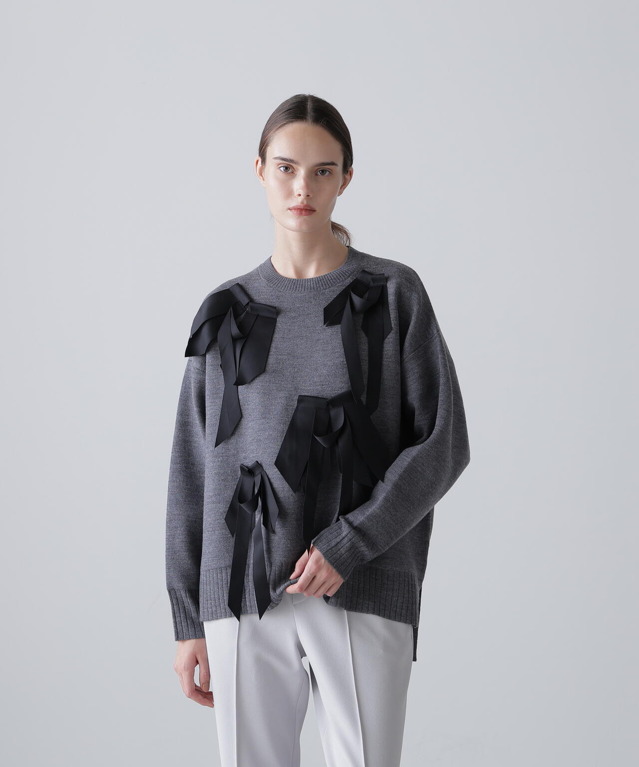 【ゆっぴー】ADORE アドーア リボン ボウタイ付ニット38フレアグレー 希少✨】ADORE アドーア リボン ボウタイ付ニット38フレア