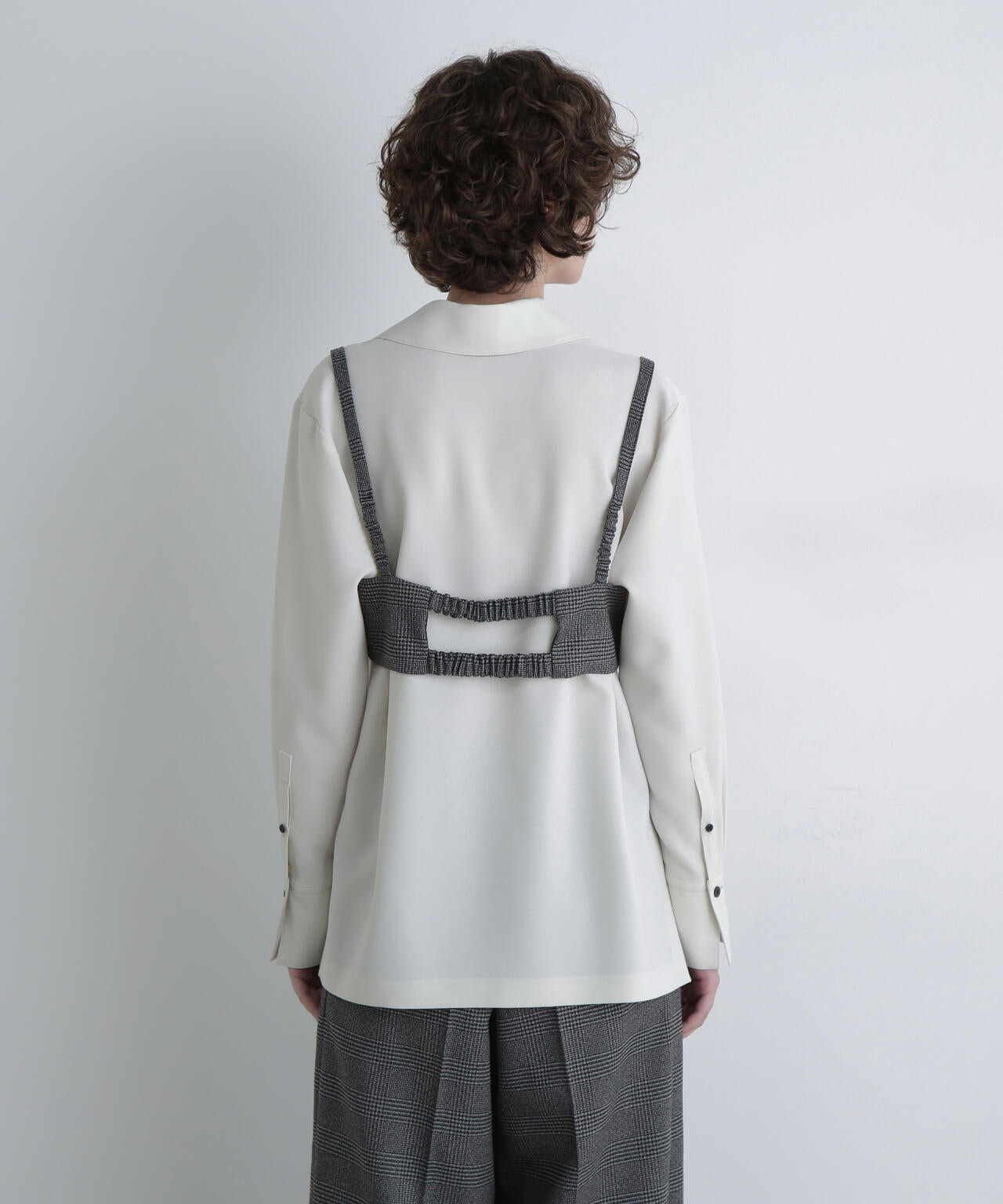 美品 ADORE アドーア　フィルムモールツィードブラウス UNiPH＞テックツィードブラウス | ADORE（アドーア） ｜【公式】通販