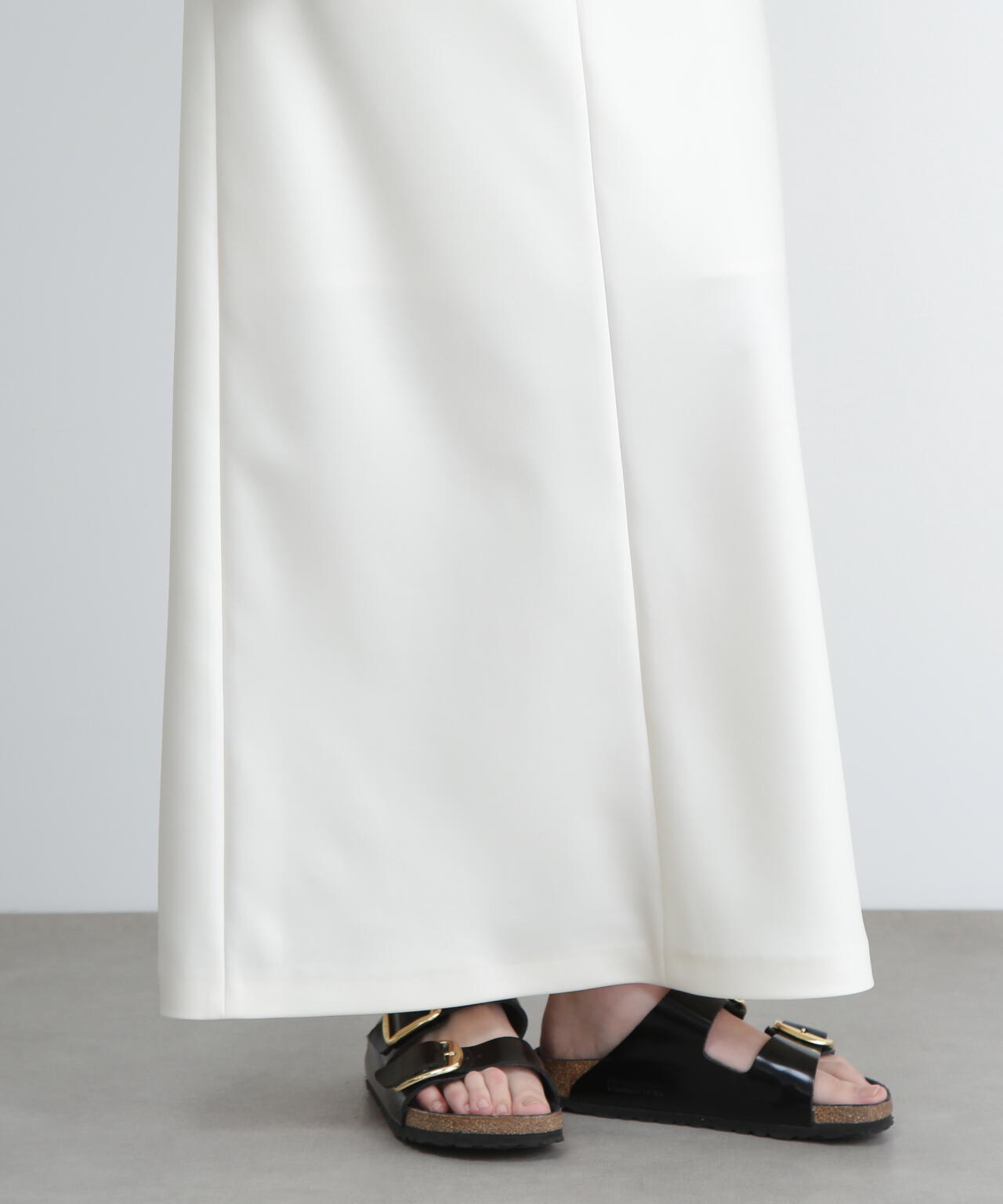 UNiPH＞マットサテンスカート | ADORE（アドーア） ｜【公式】通販mix