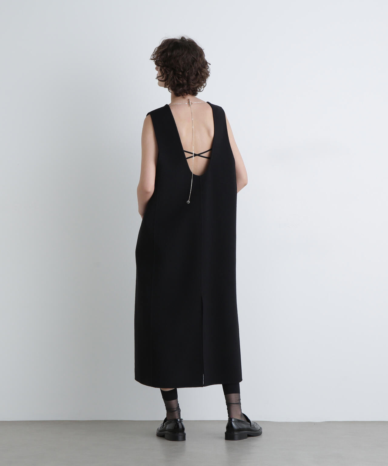 ADORE⭐︎アドーア　ワンピース⭐︎ブラック BLACK LABEL＞ シルクタフタワンピース | ADORE（アドーア） ｜【公式