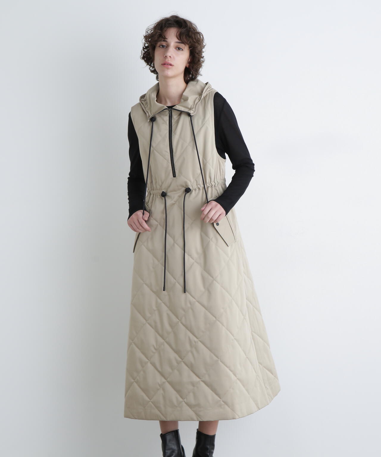 UNiPH＞ブライトキルティングワンピース | ADORE（アドーア） ｜【公式