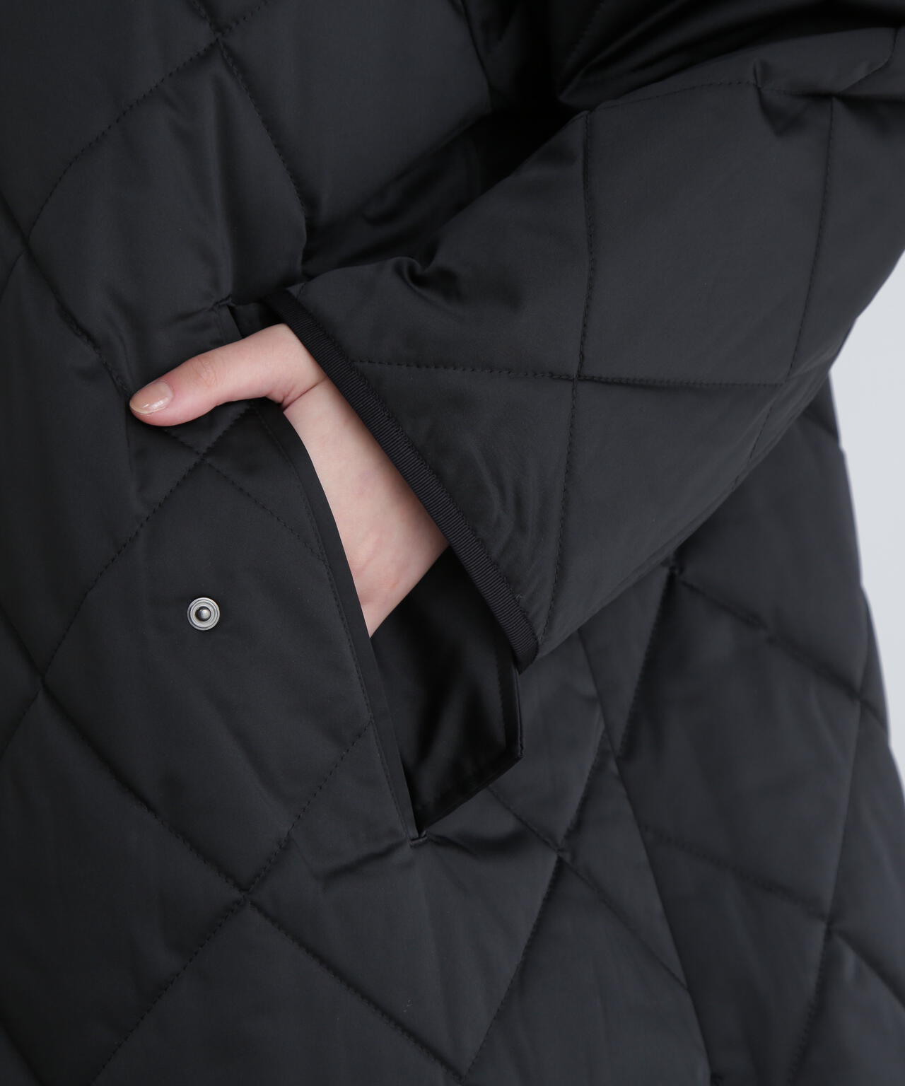 UNiPH＞ブライトキルティングジャケット | ADORE（アドーア