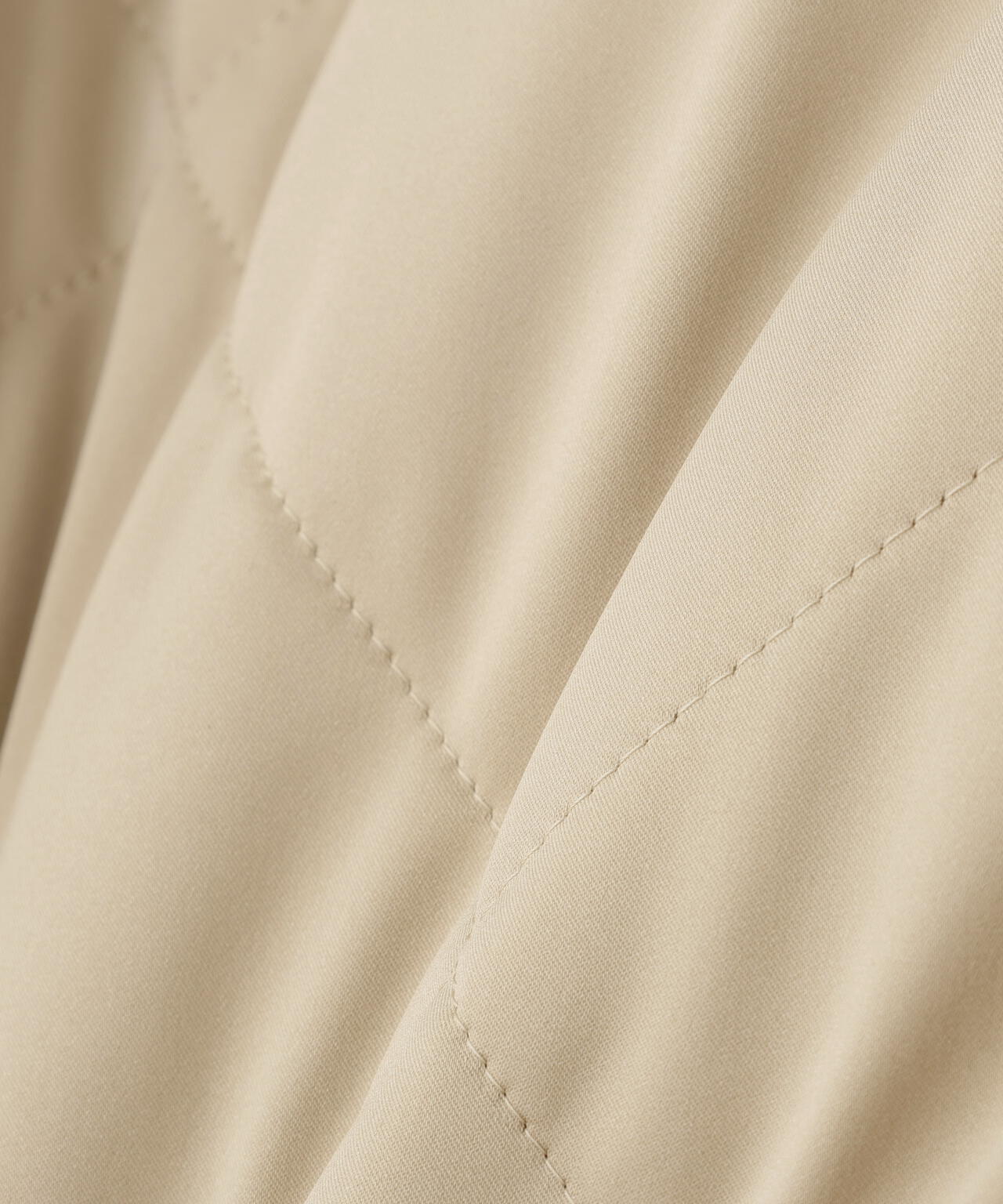 ＜UNiPH＞ブライトキルティングジャケット