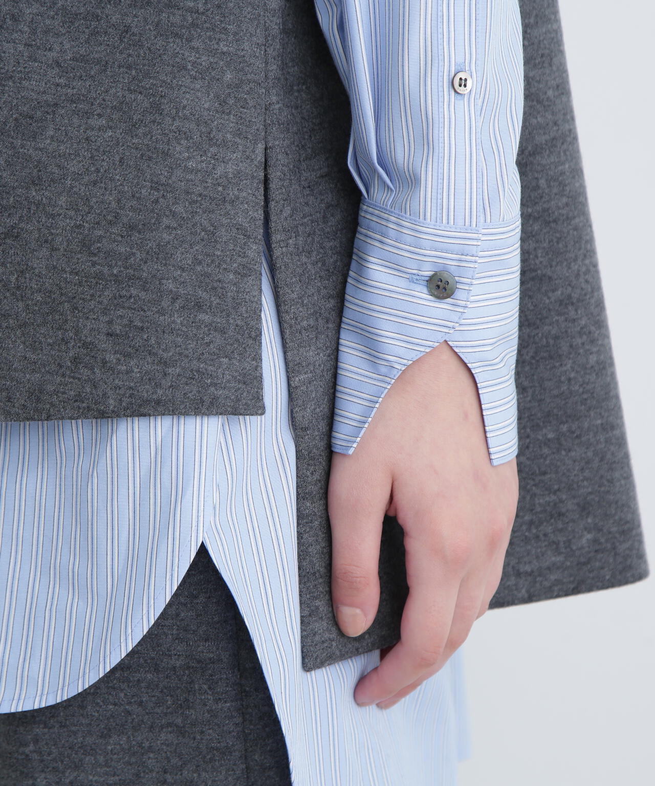 UNiPH＞コンプレストウールカットソー | ADORE（アドーア