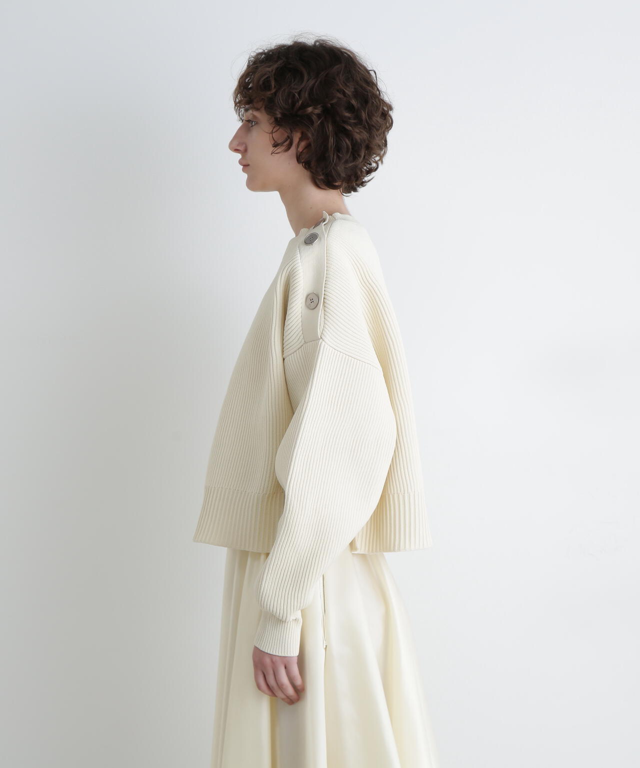 ＜UNiPH＞ボタンニットプルオーバー