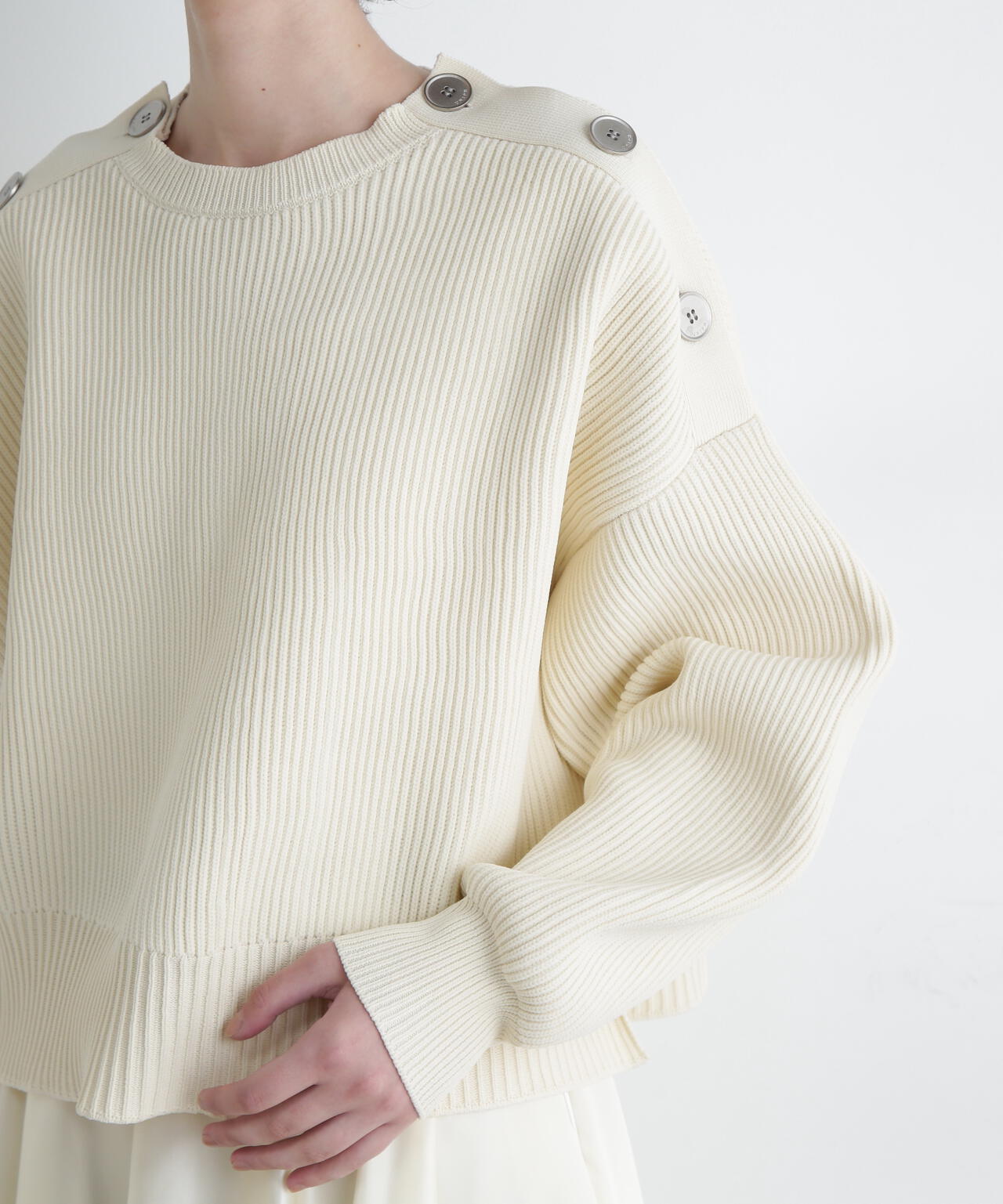 UNiPH＞ボタンニットプルオーバー | ADORE（アドーア） ｜【公式】通販
