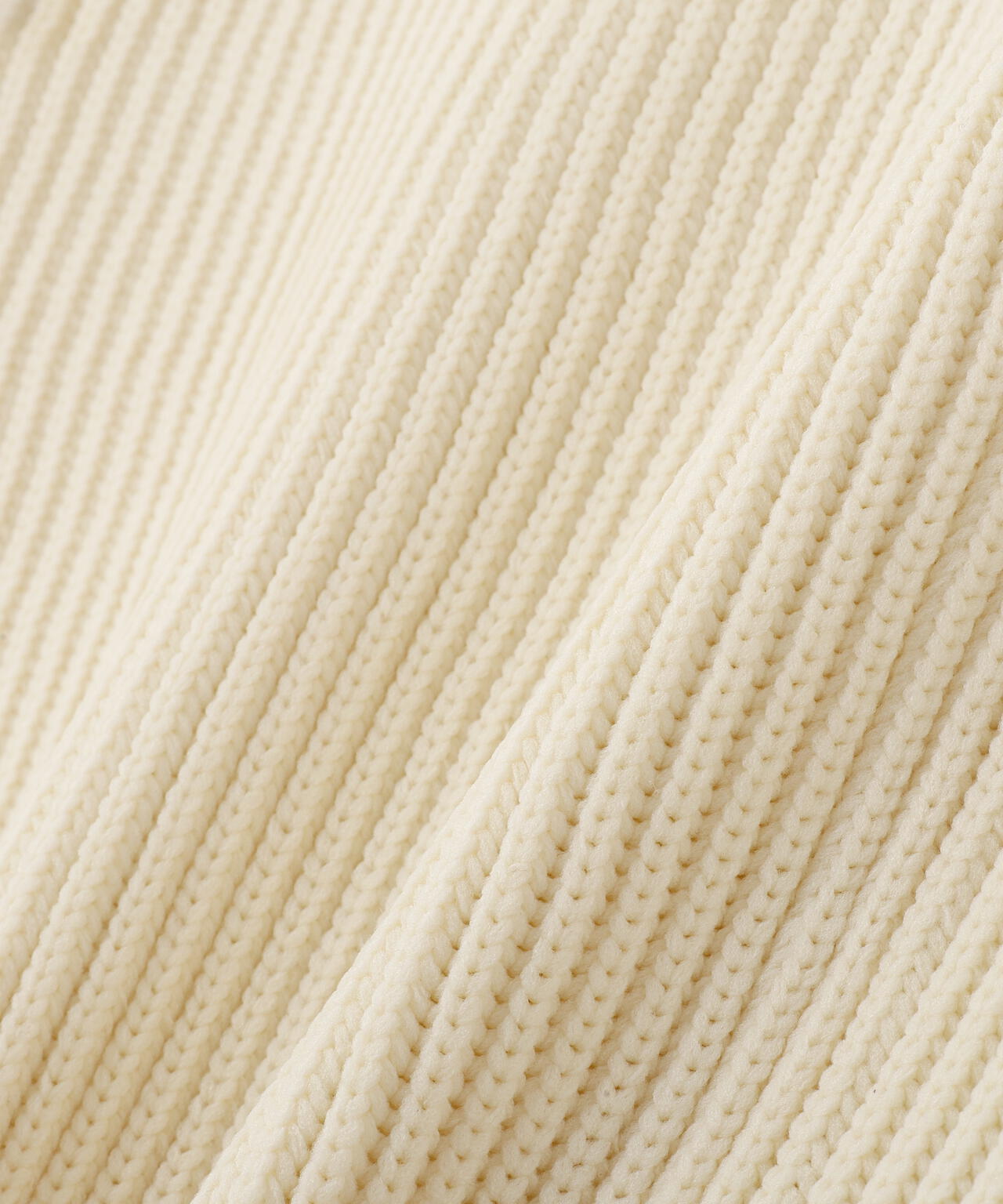 ＜UNiPH＞ボタンニットプルオーバー