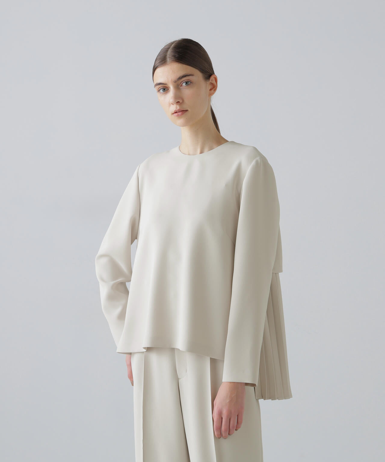 ◆幻◆ 希少美品　定価3.4万円　ADORE VERY掲載　ジョーゼットブラウス ◇幻◇新品 定価2.7万円 ADORE VERY掲載 ドライジョーゼットブラウス