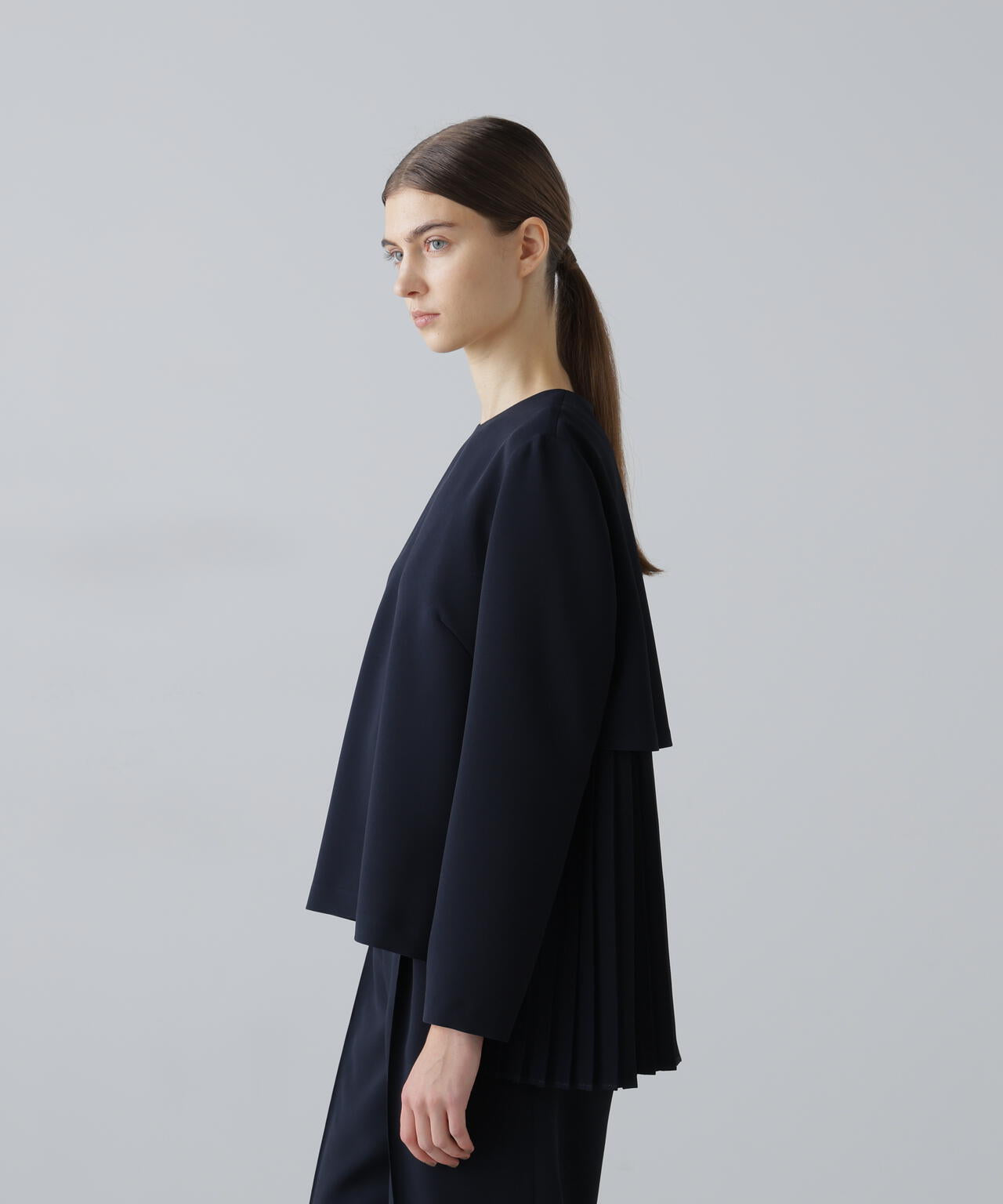 極美品 アドーアADORE ジャージーコンビジョーゼットブラウス ブラック 38 ADOREアドーア】ジャージーコンビジョーゼットブラウス《ブラック》38