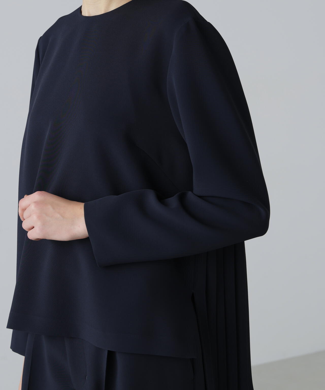 極美品 アドーアADORE ジャージーコンビジョーゼットブラウス ブラック 38 ADOREアドーア】ジャージーコンビジョーゼットブラウス《ブラック》38