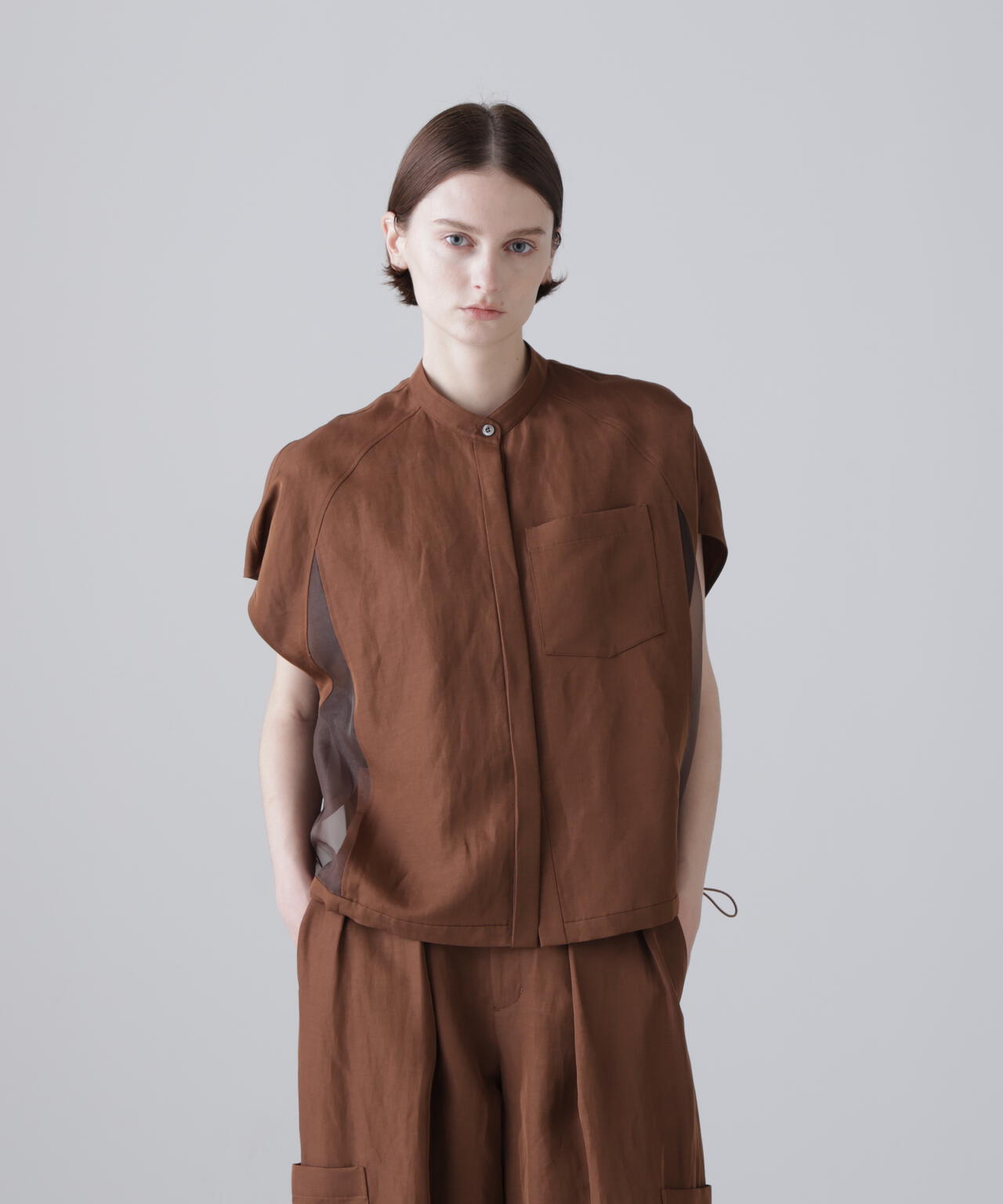 シルキープレーンクロスブラウス | ADORE（アドーア） ｜【公式】通販