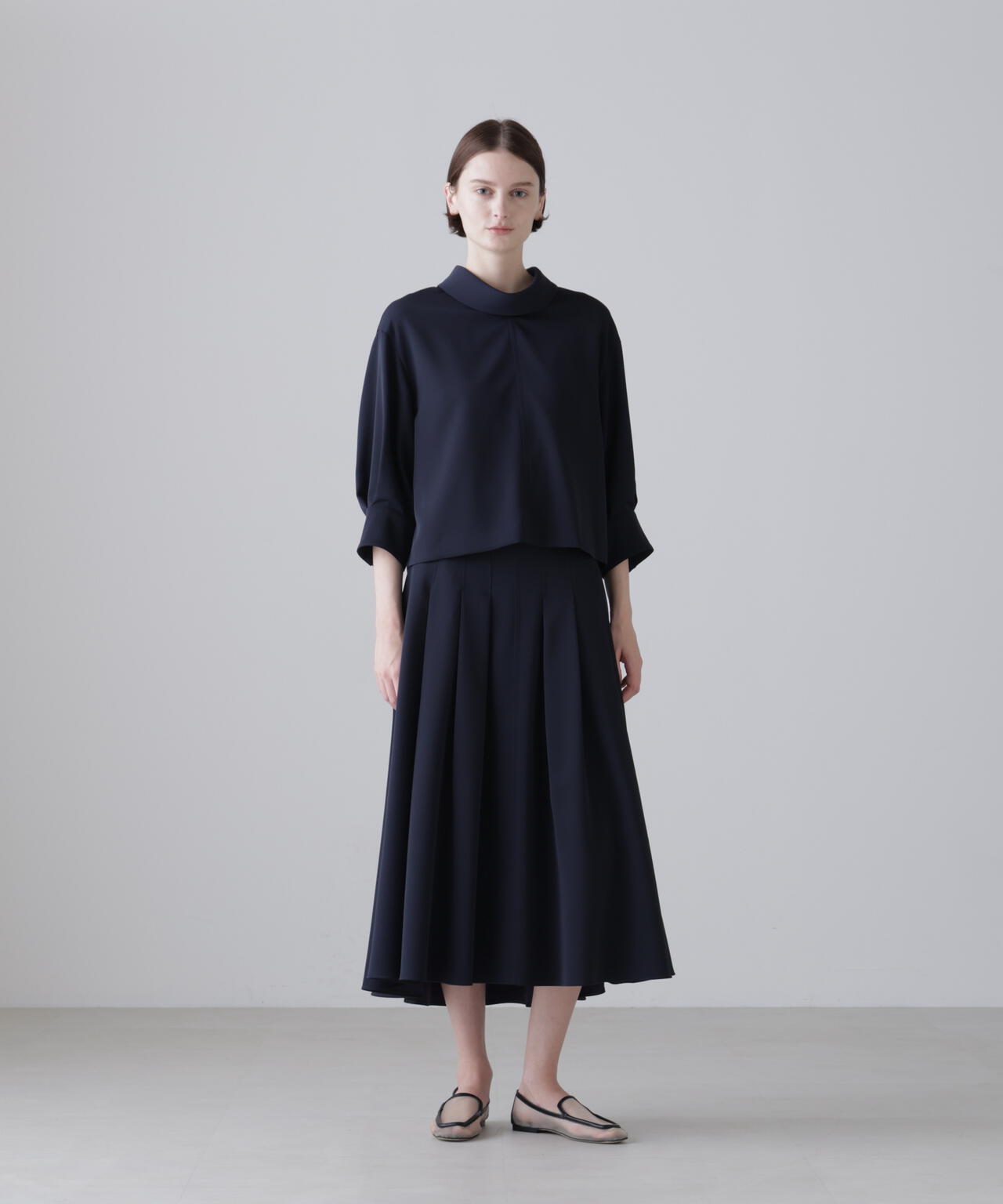 ◆幻◆ 希少美品 定価3万円　ADOREドライタッチスムースカットソー ドライタッチクロスブラウス | ADORE（アドーア） ｜【公式】通販mix