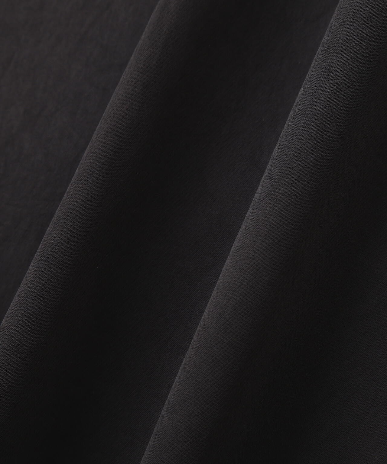 ラスターサテンブラウス