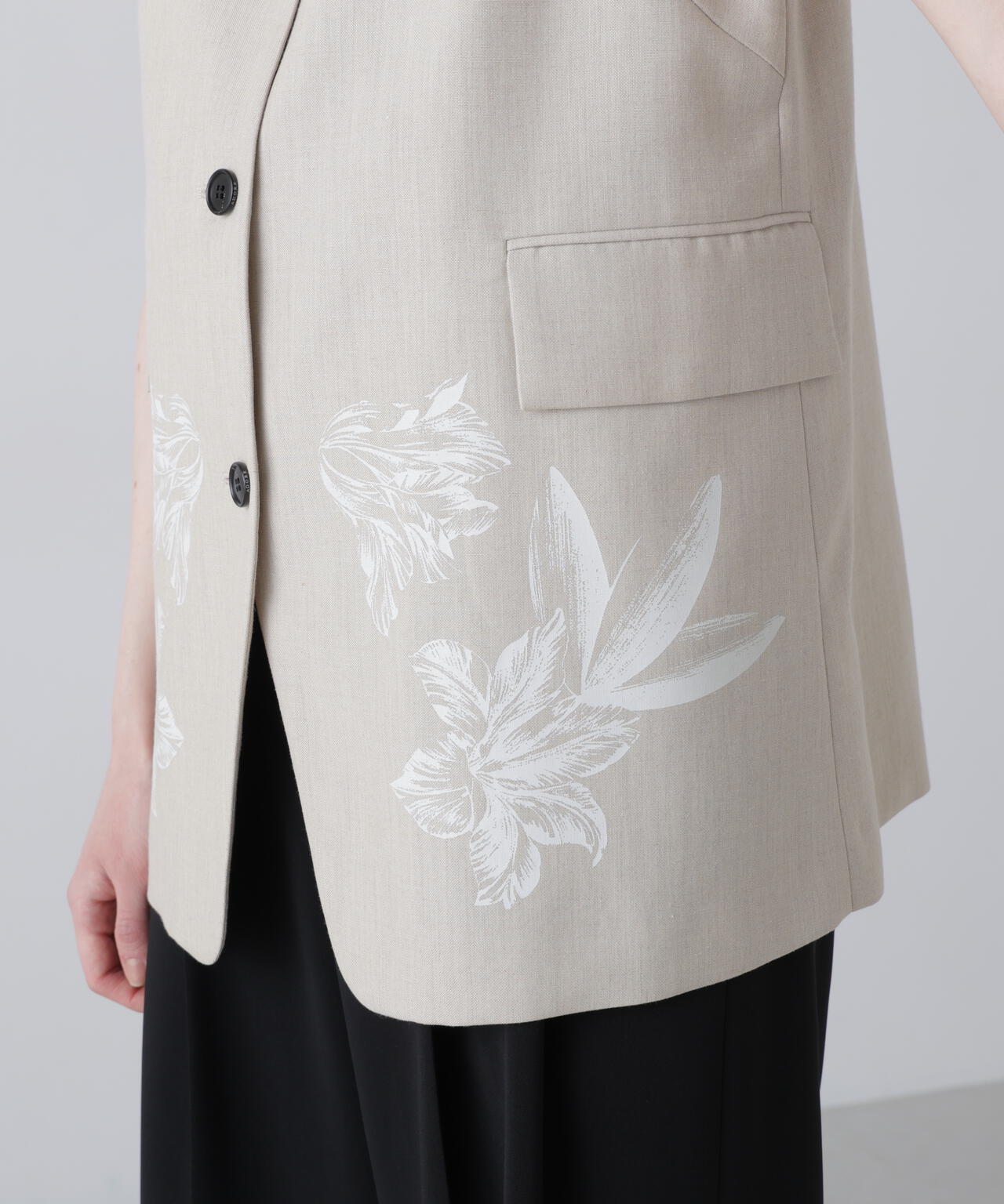 176cm B:80 W:60 H:88 着用サイズ：38