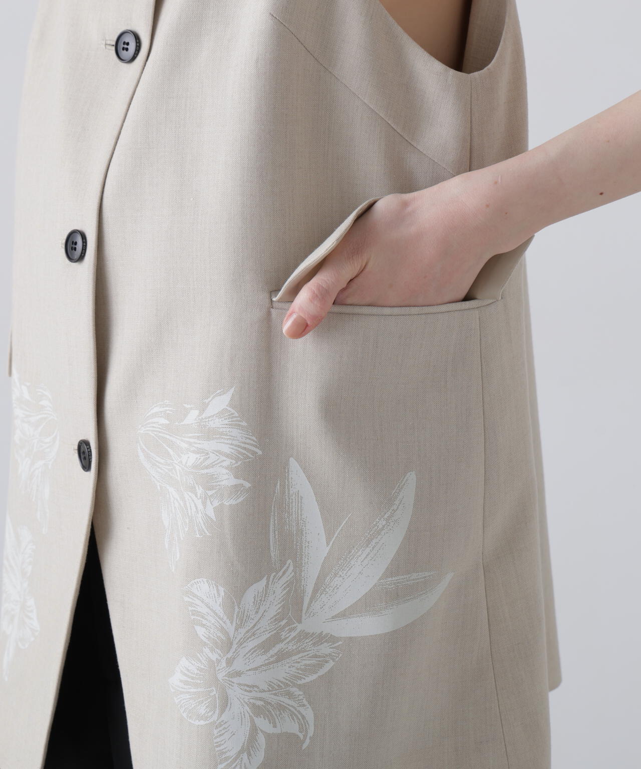 176cm B:80 W:60 H:88 着用サイズ：38