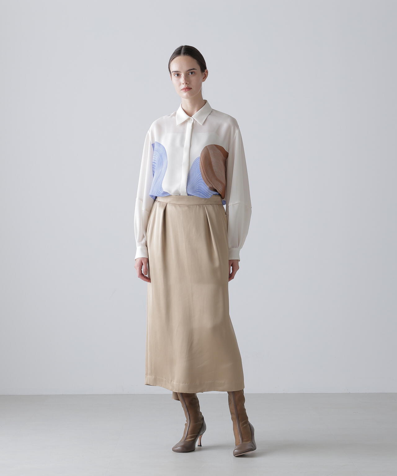 リュクスサテンスカート